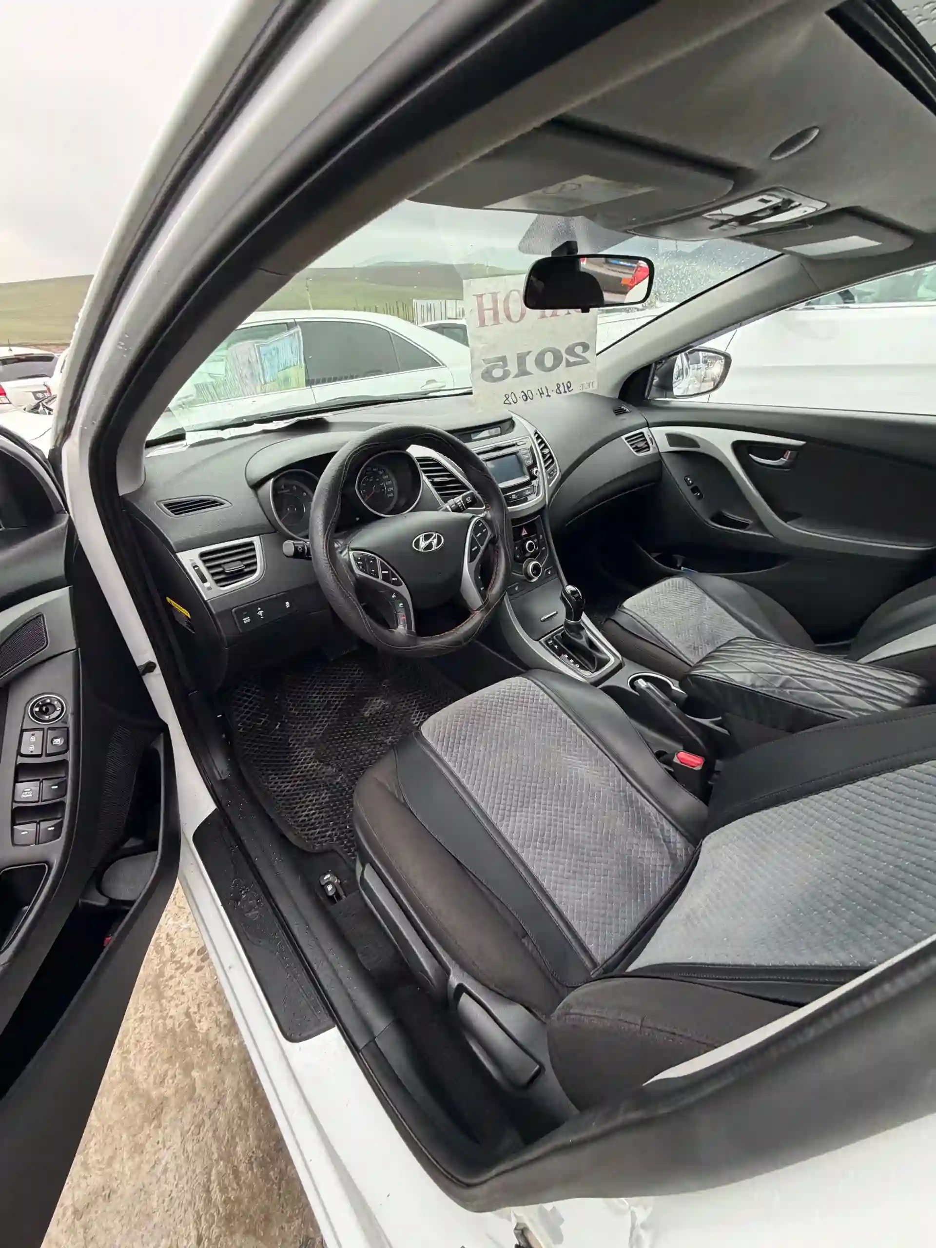 Hyundai Avante 2015