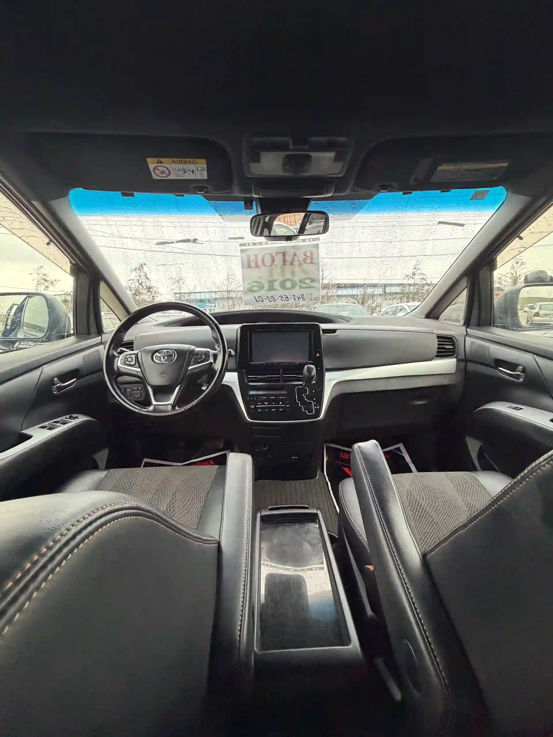Toyota Estima 2016