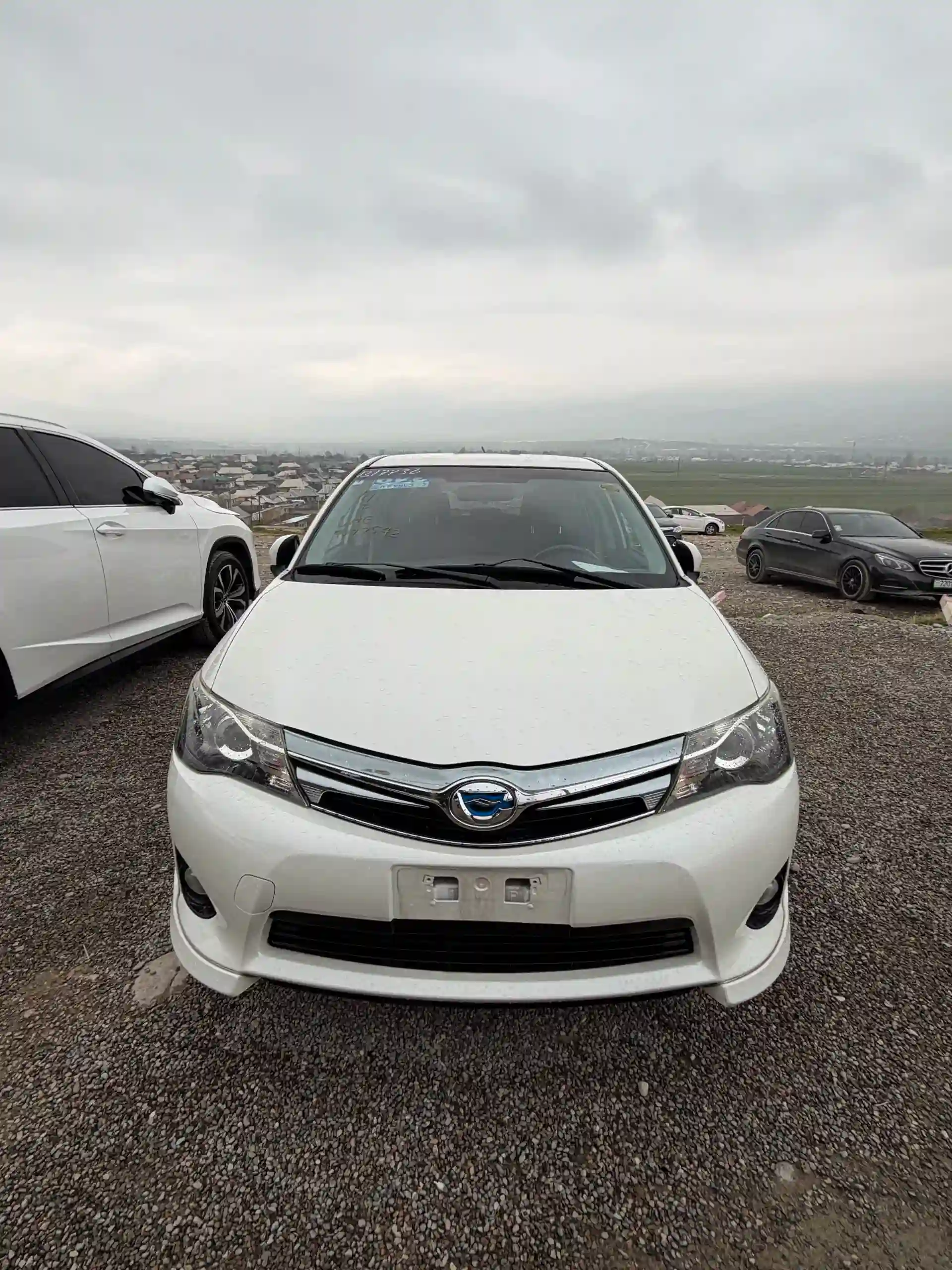 Toyota Fielder 2014