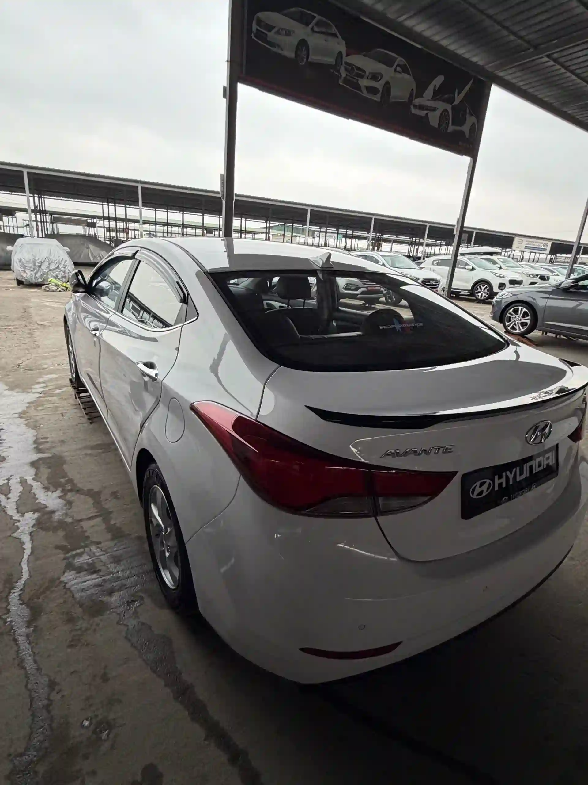 Hyundai Avante 2014