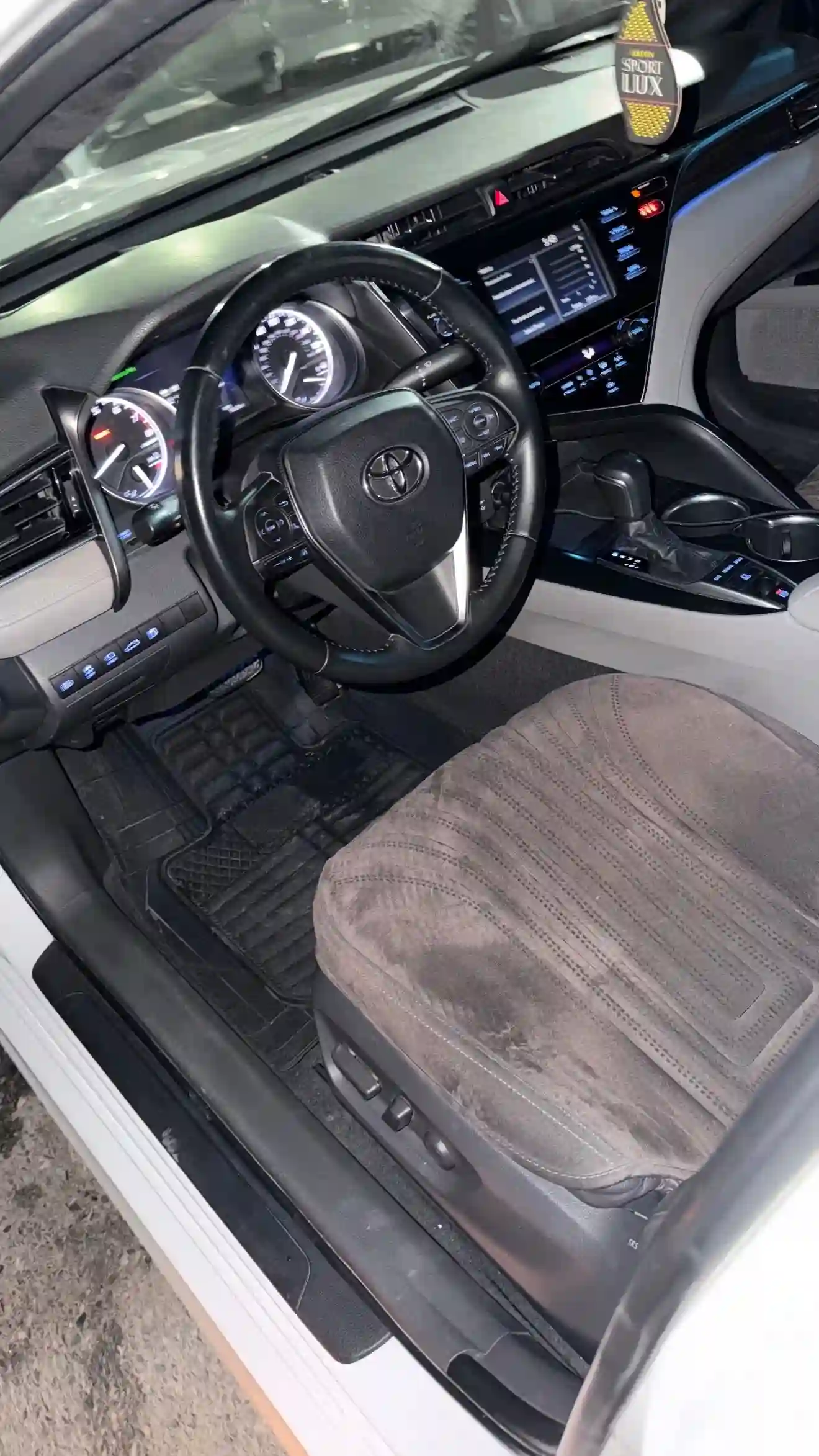 Toyota Camry 2018