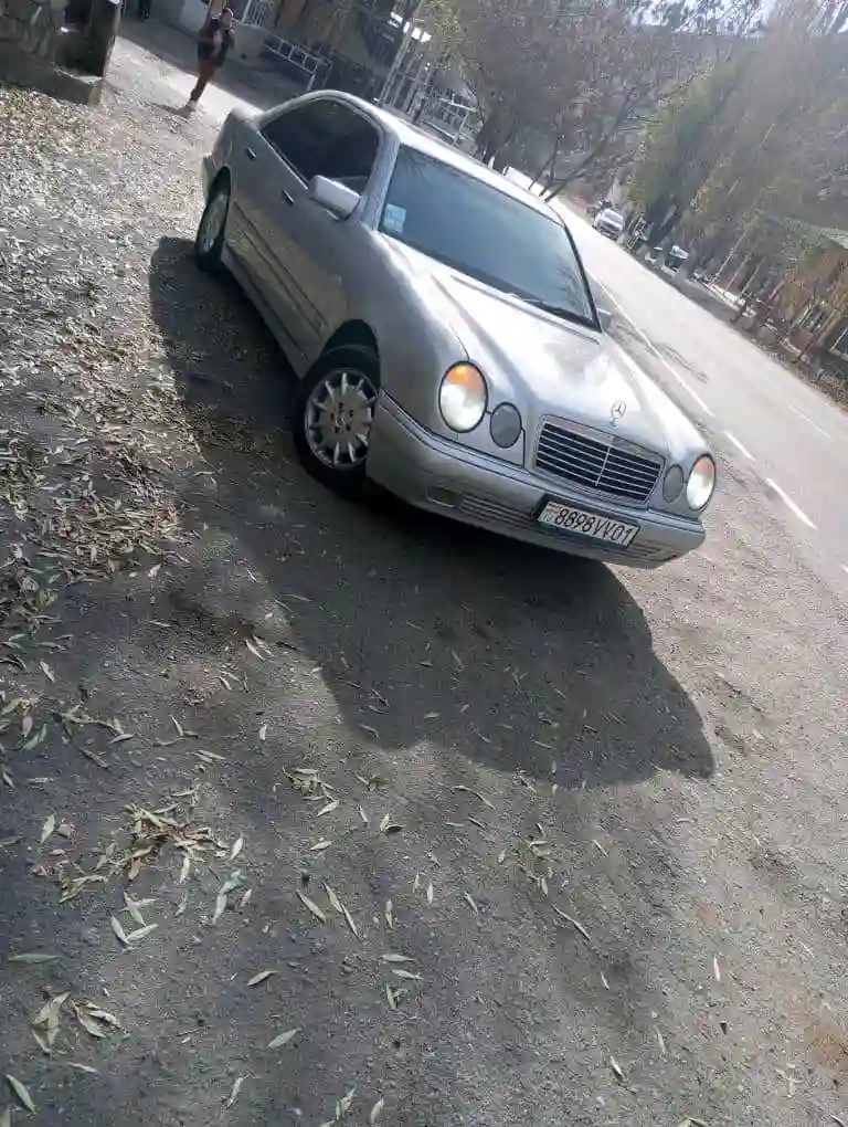 Mercedes-benz E class 1997