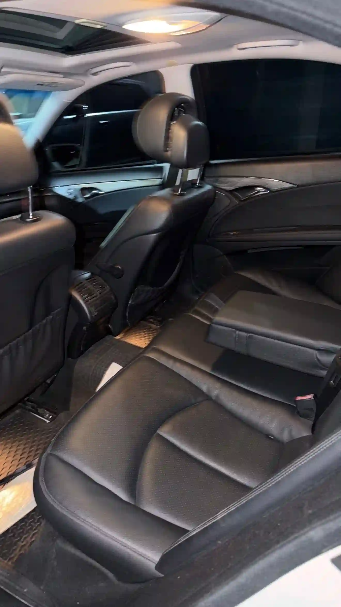 Mercedes-benz E class 2009