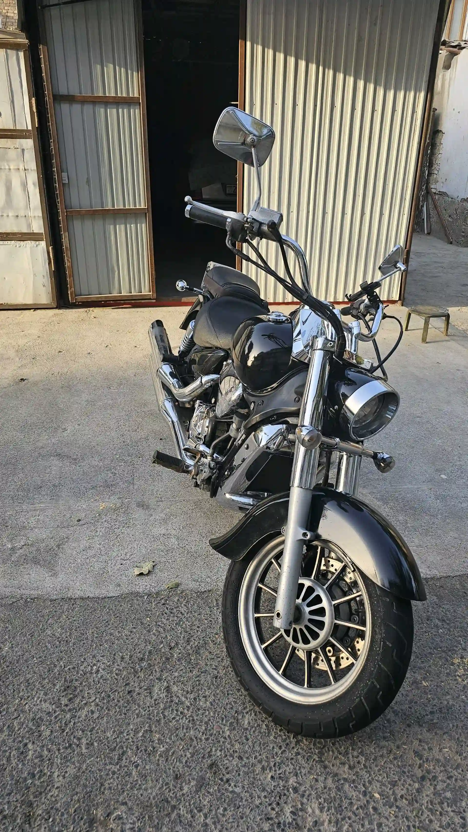 Hyosung Aquila st7 