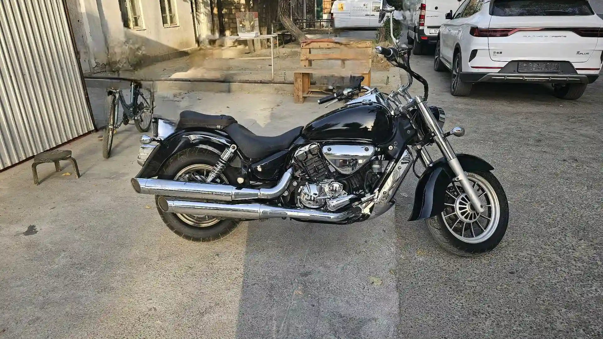 Hyosung Aquila st7 