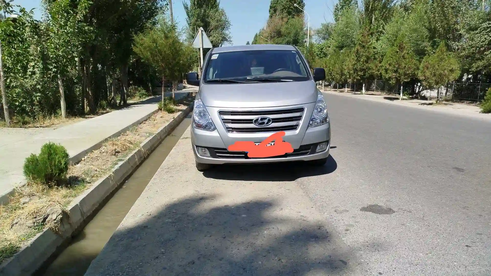 Hyundai Grand starex 2015