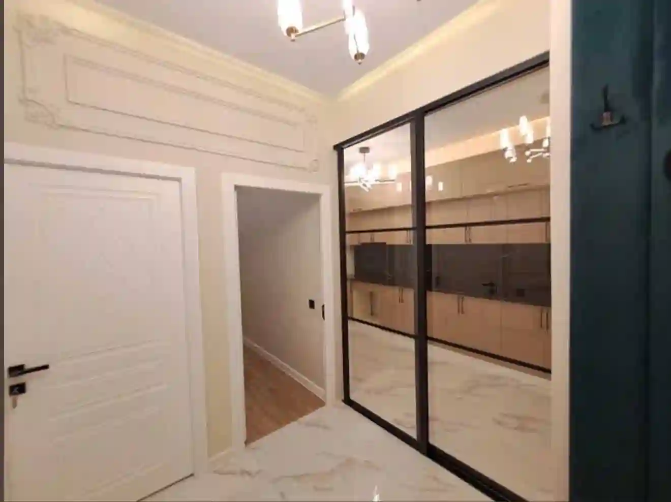 2-к квартира, 2 этаж, 58 м², сино пушти ресторани саёх