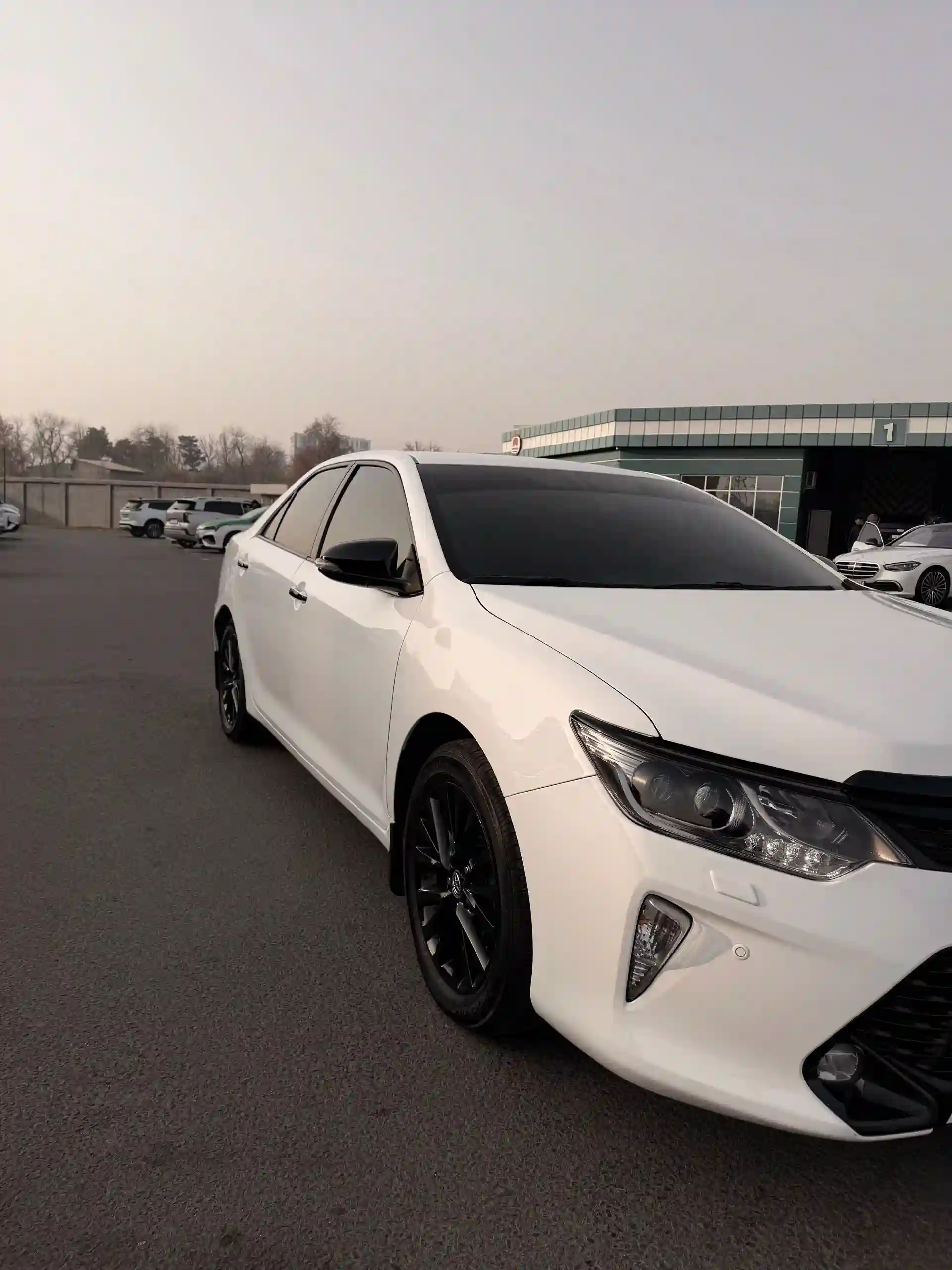 Toyota Camry 2017