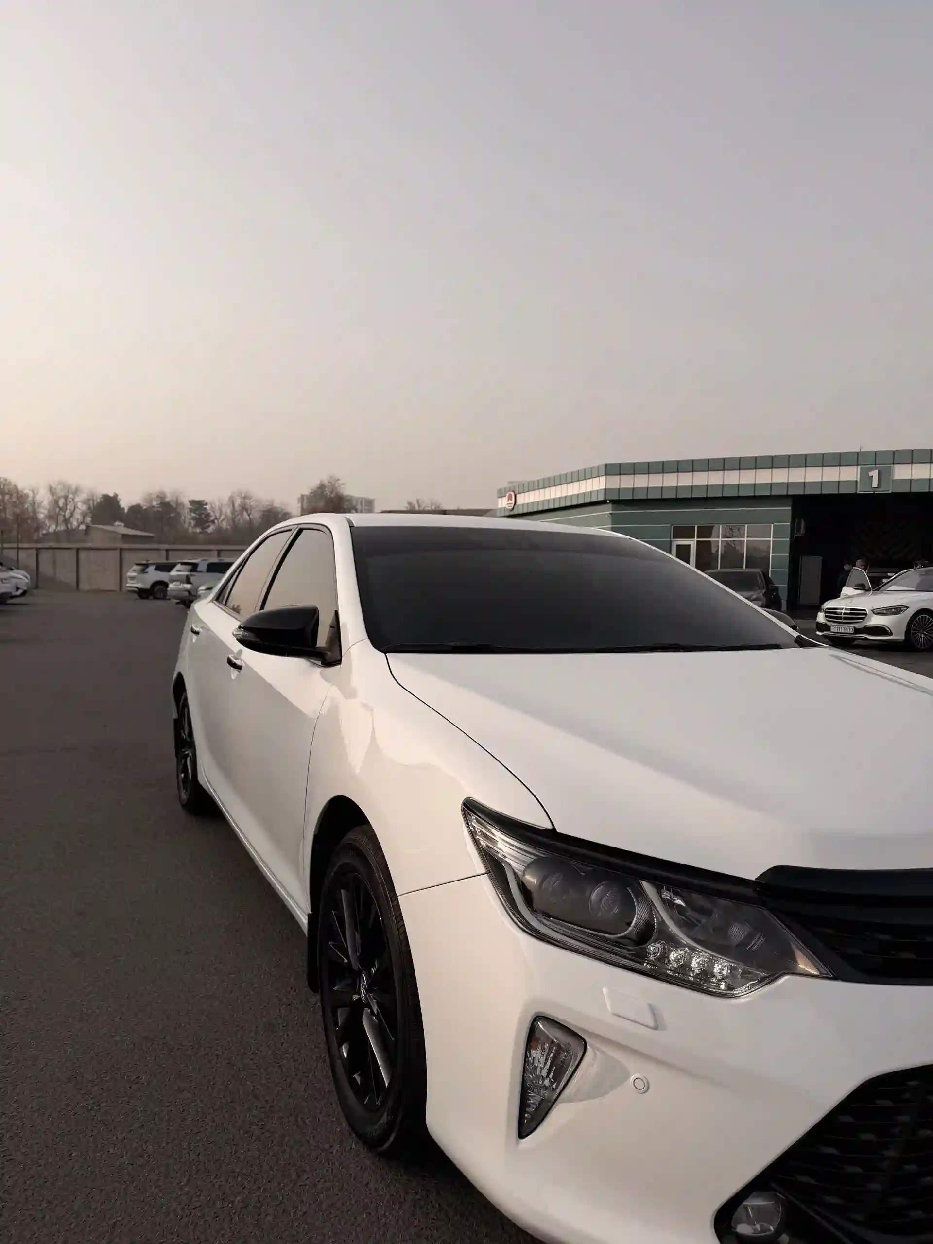 Toyota Camry 2017