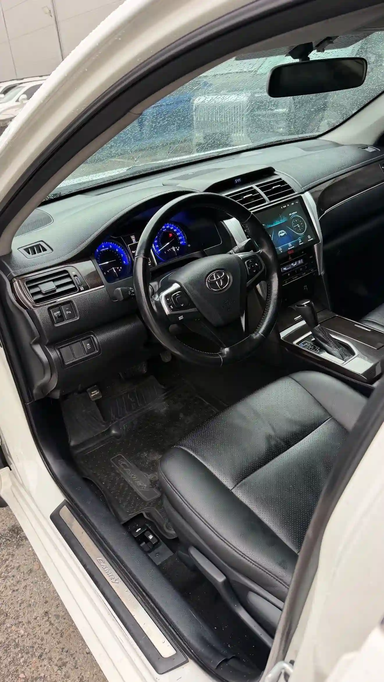 Toyota Camry 2017