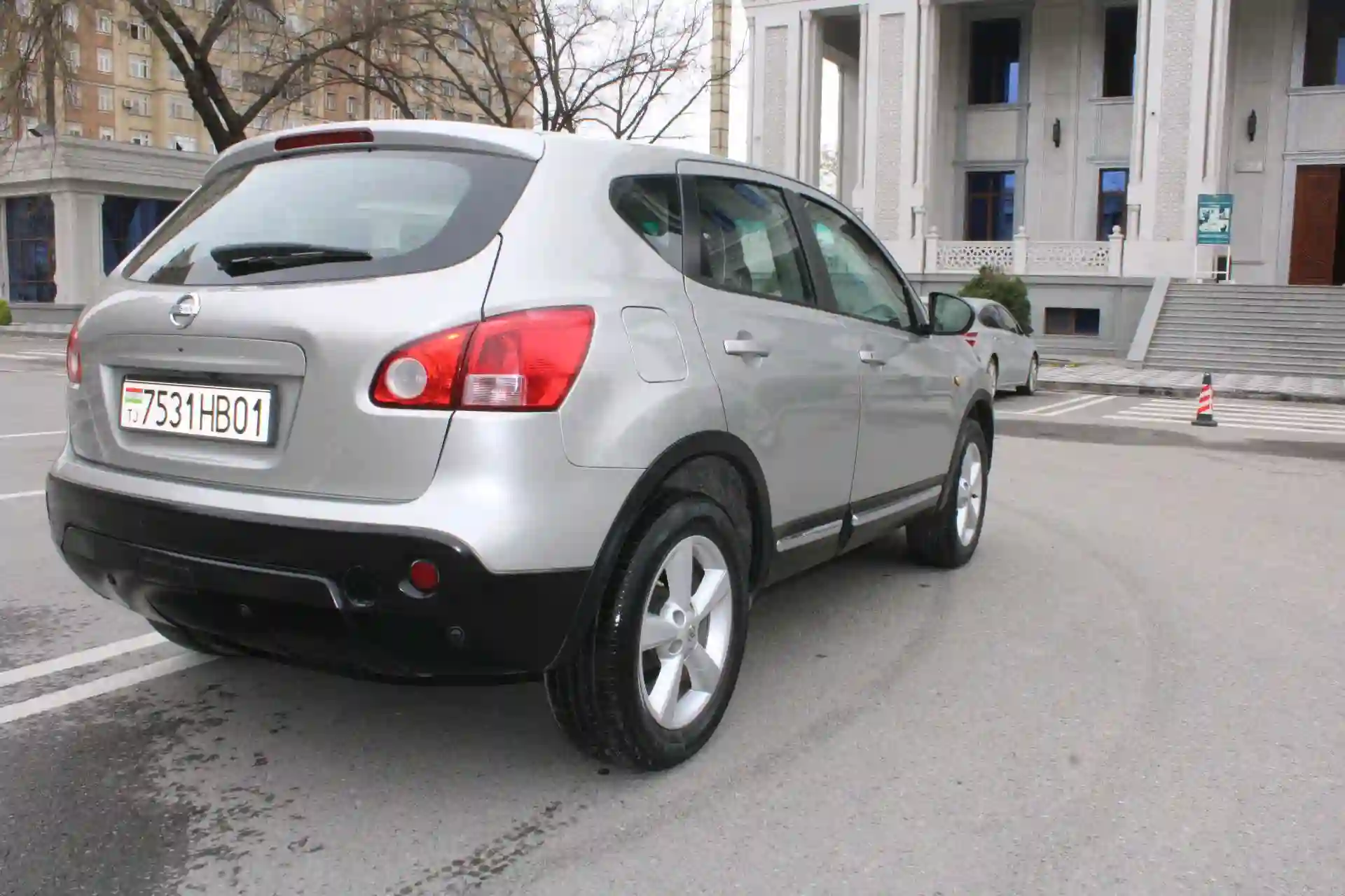 Nissan Qashqai 2009 — миниатюра 4