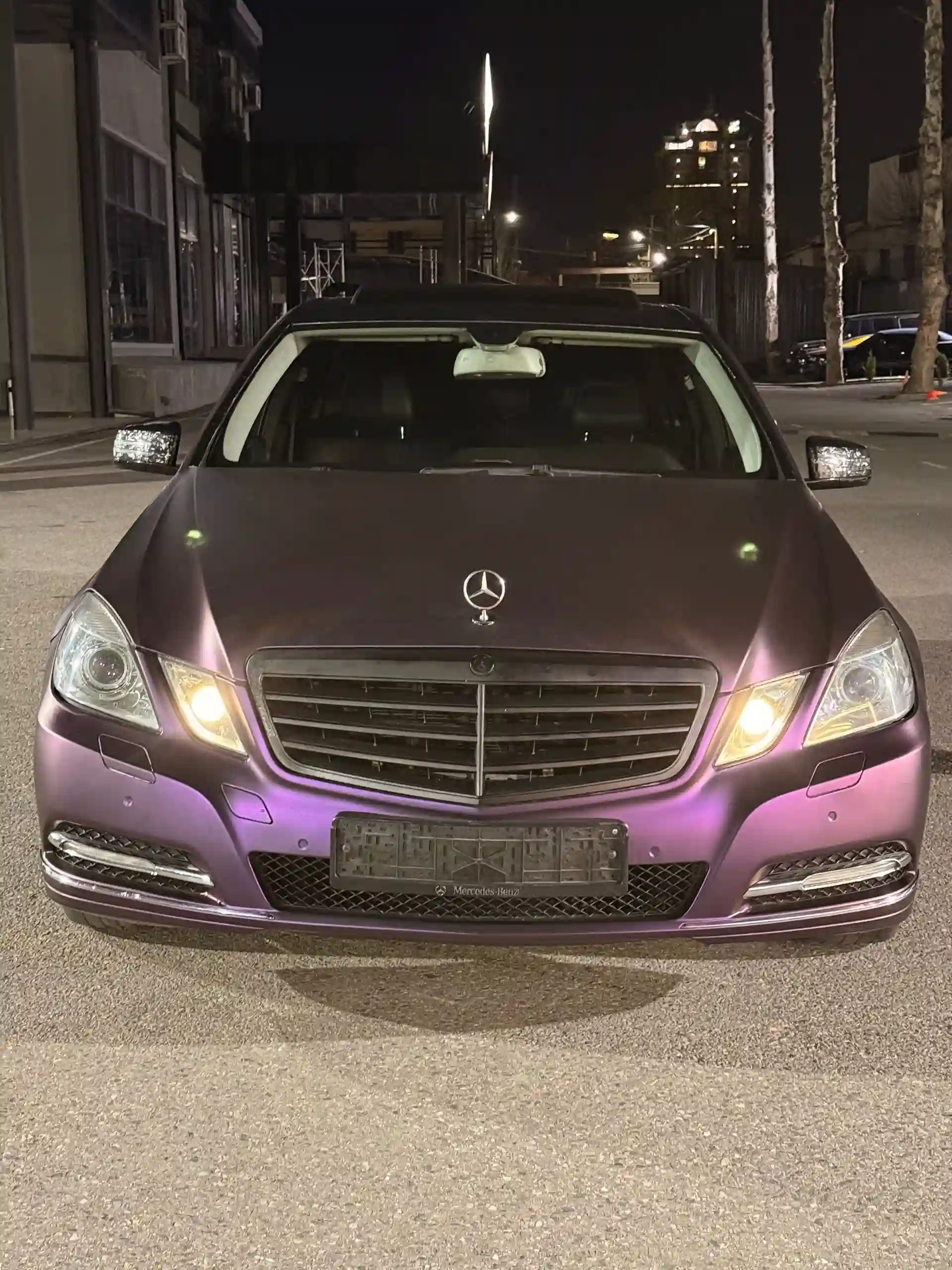 Mercedes-benz E class 2011