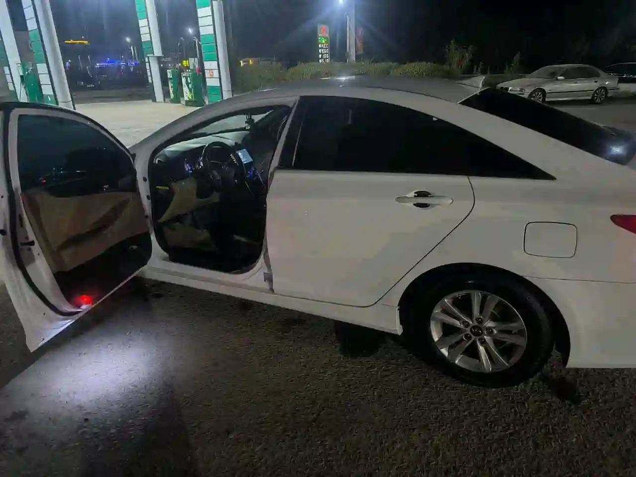 Hyundai Sonata 2012