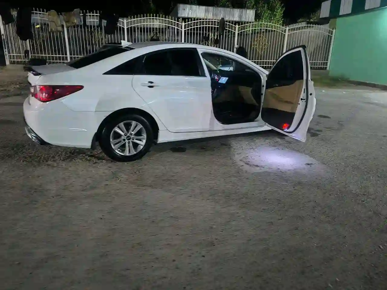 Hyundai Sonata 2012