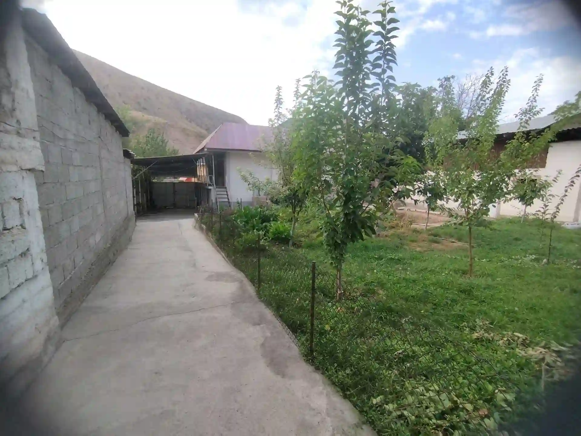 2 этажный, 11-комн. дом, 500 м², 8 соток, Душанбе