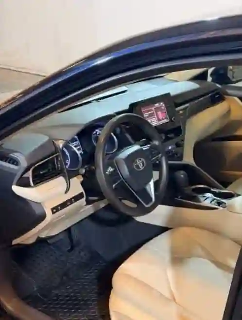 Toyota Camry 2021