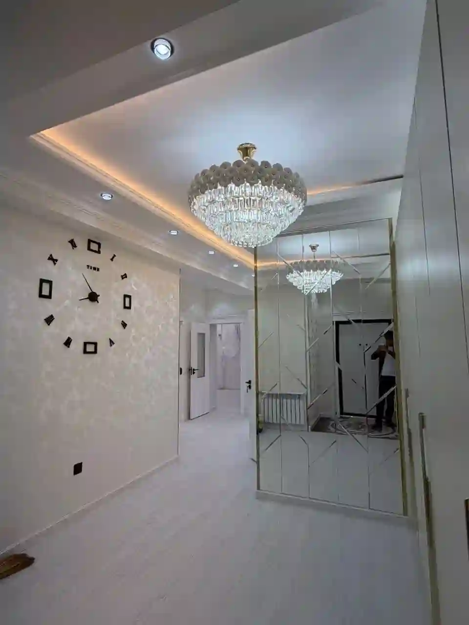 2-к квартира, 18 этаж, 85 м², Сино