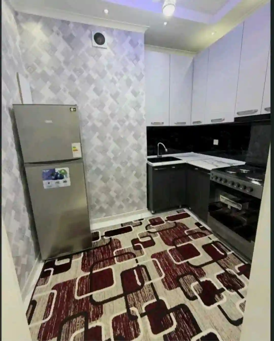 3-к квартира, 10 этаж, 71 м², Сино
