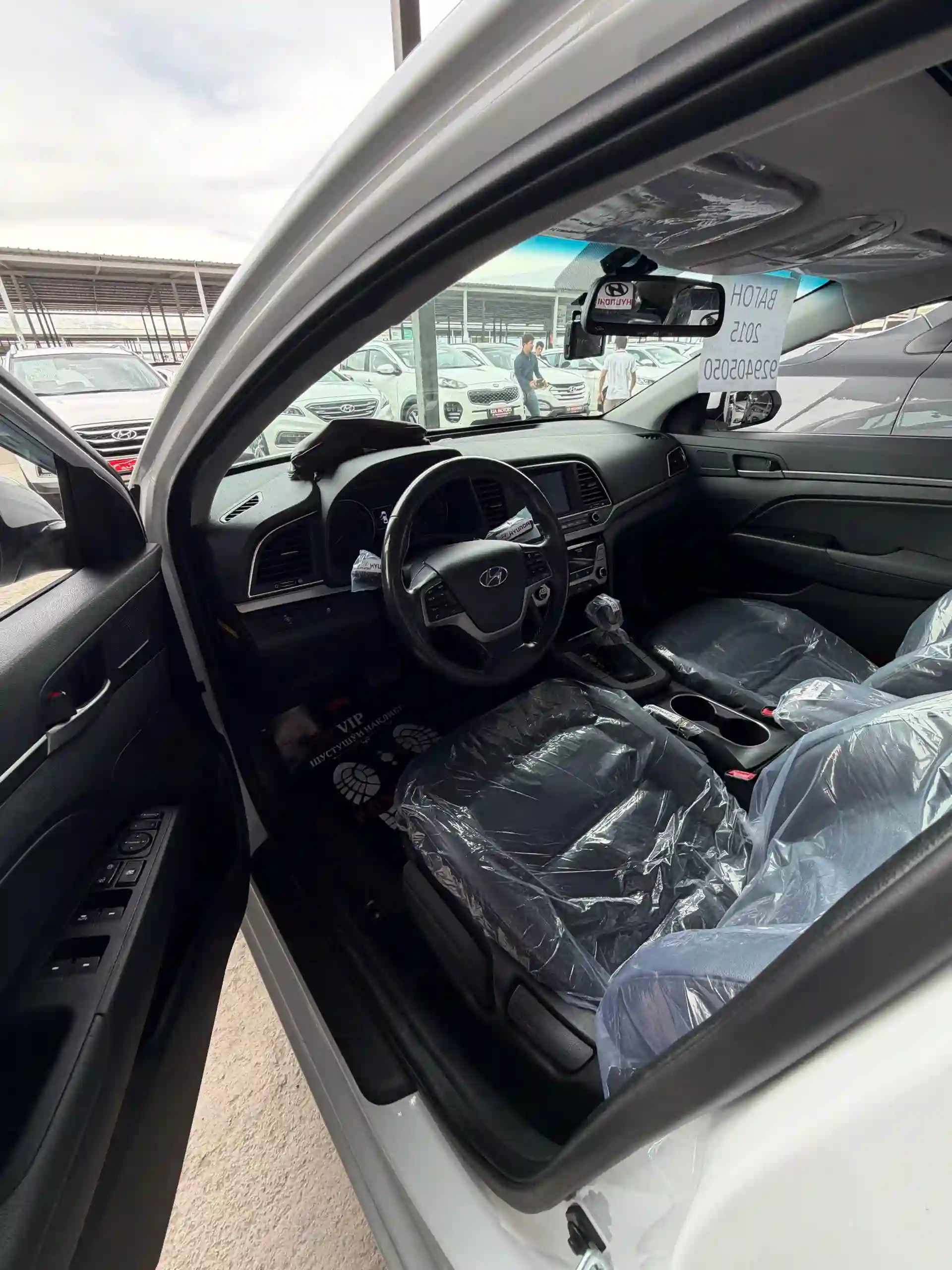 Hyundai Avante 2015