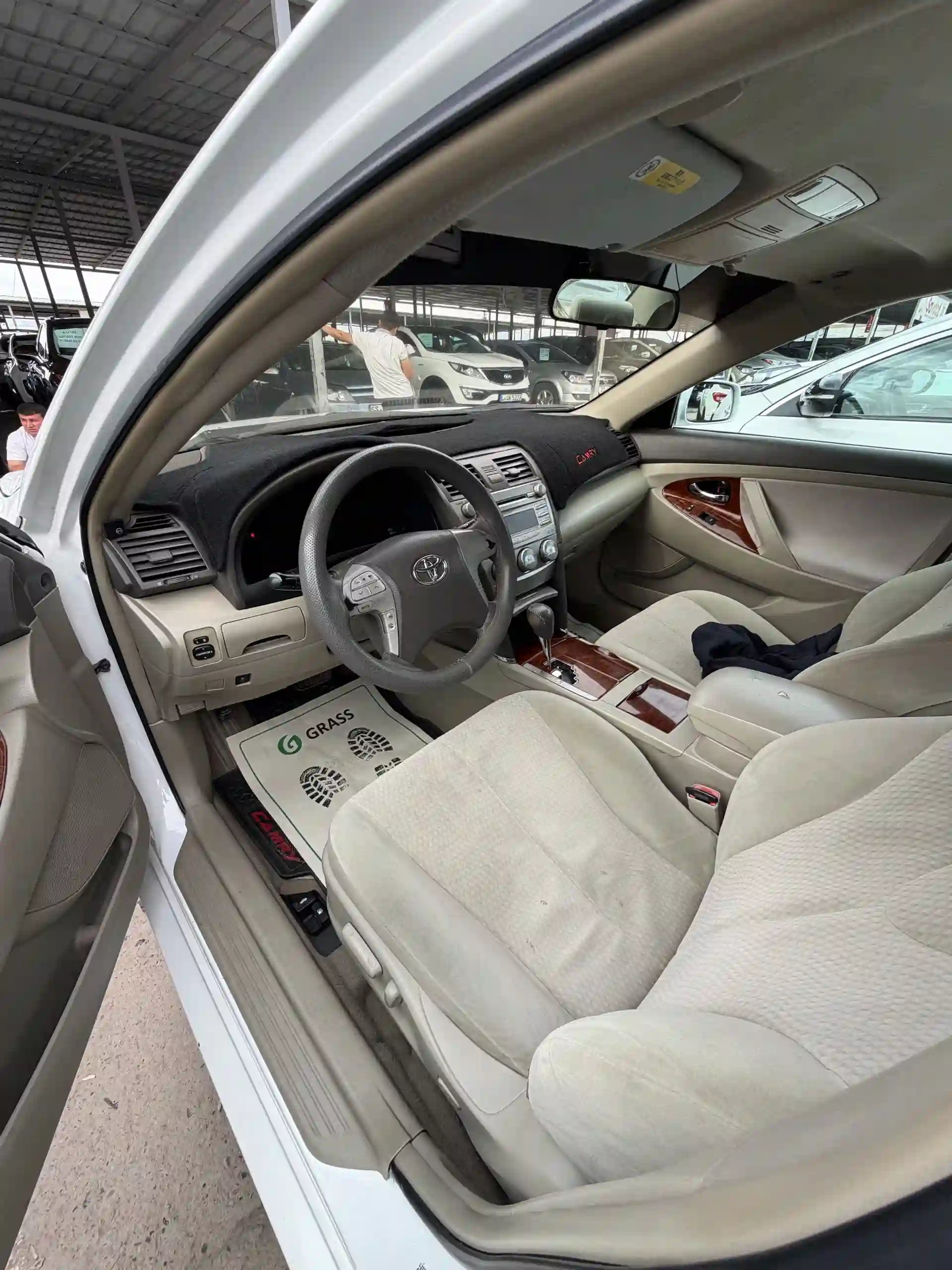 Toyota Camry 2011