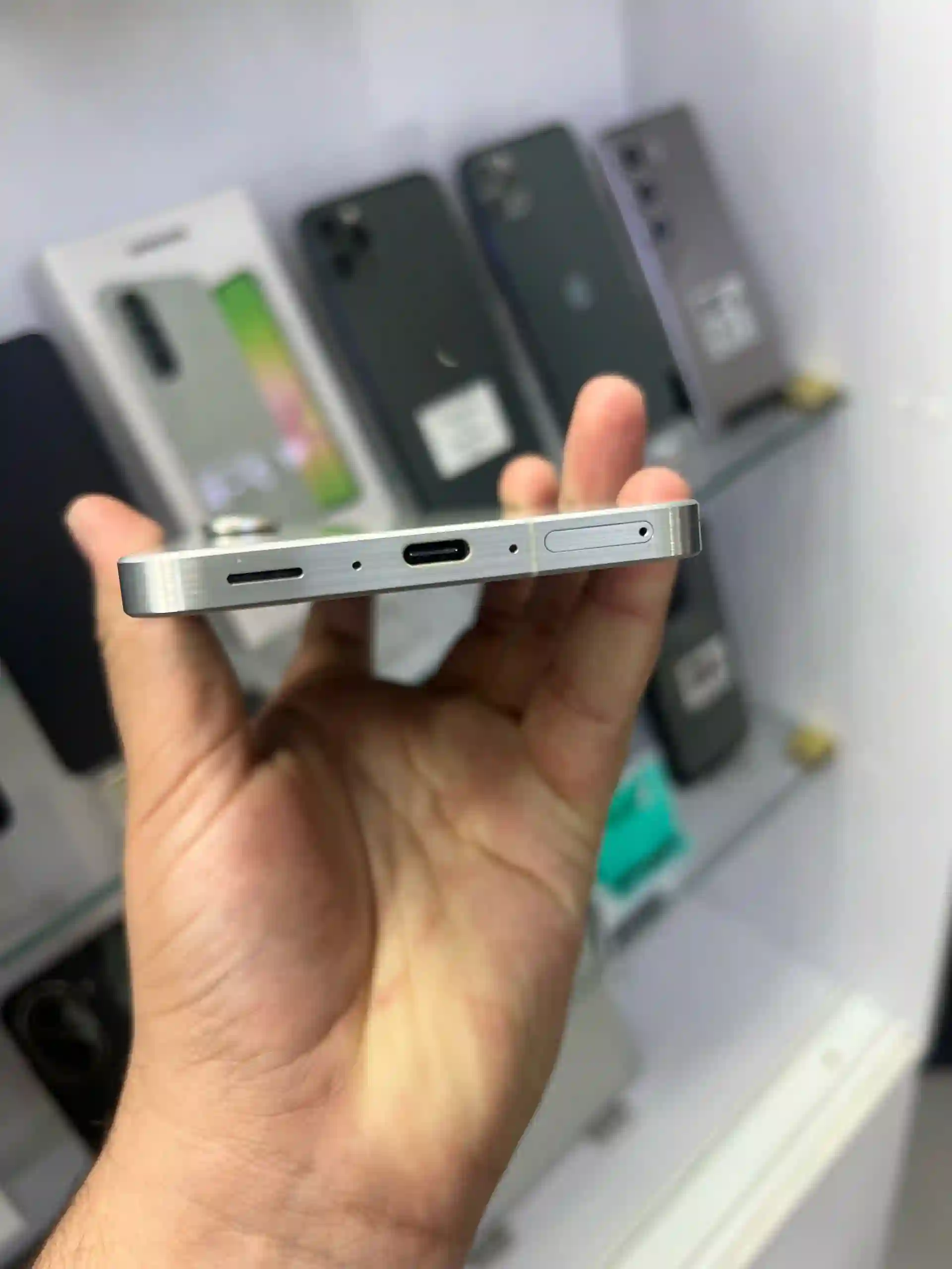 Samsung a56