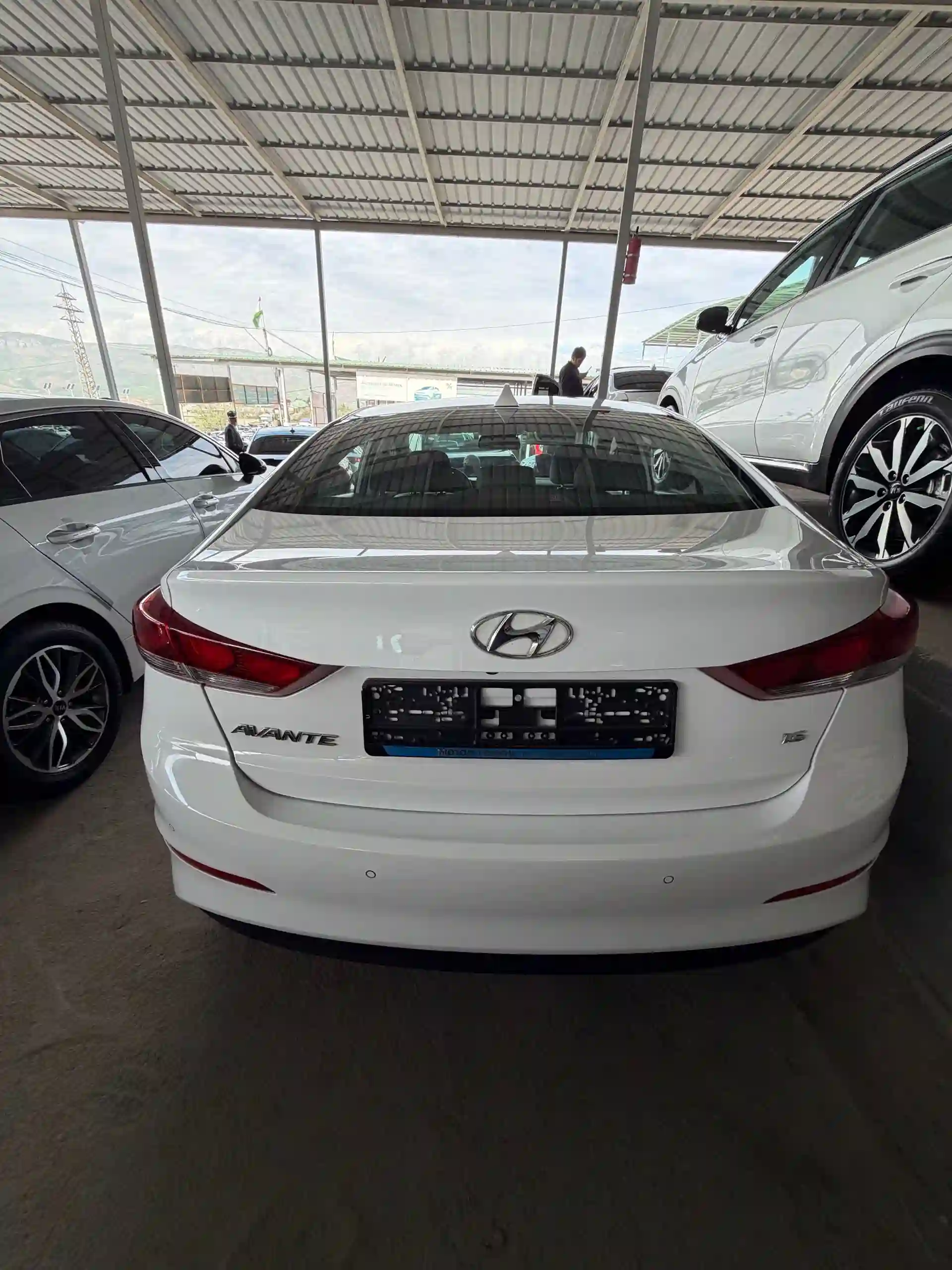 Hyundai Avante 2015