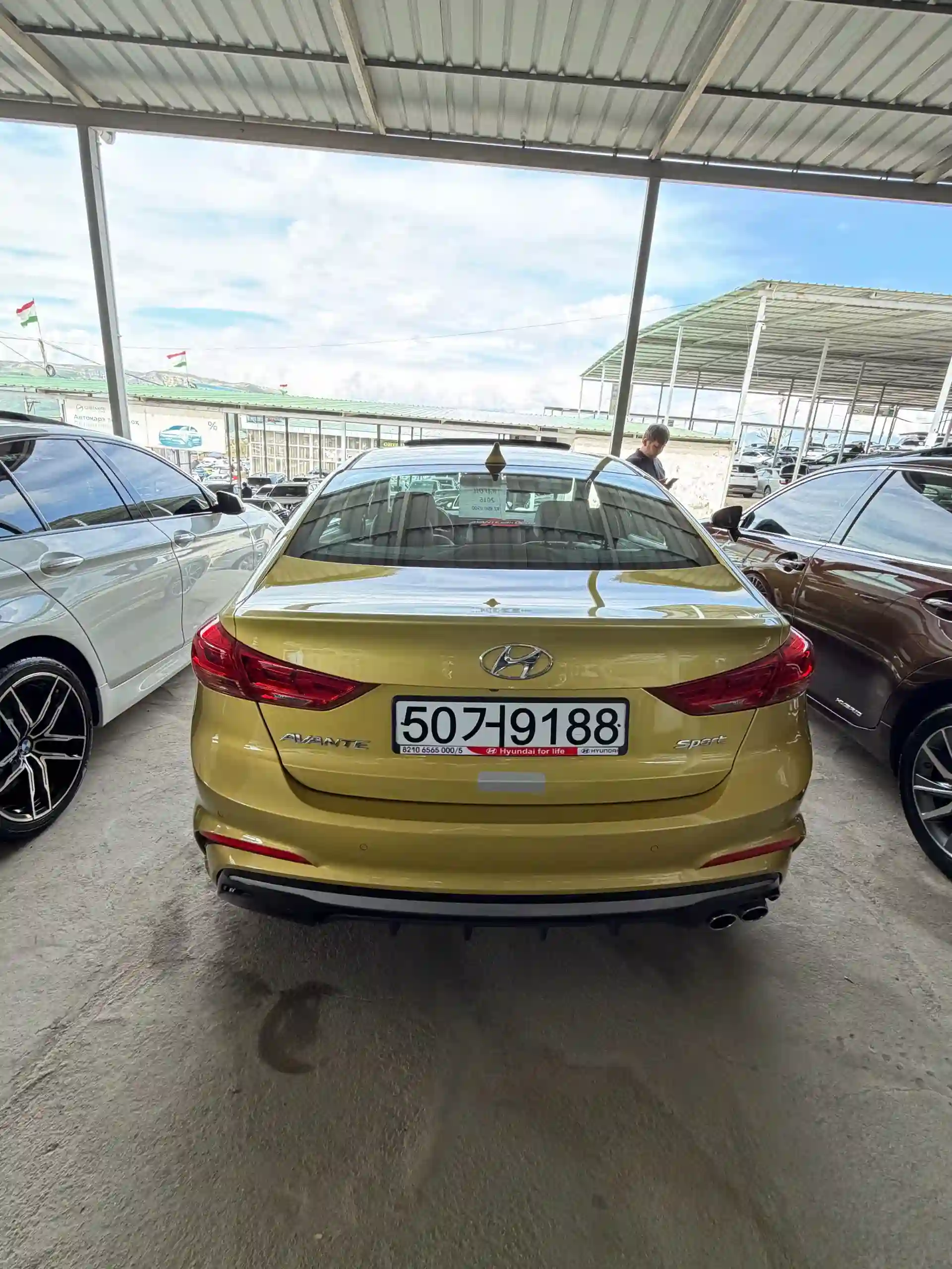 Hyundai Avante 2016