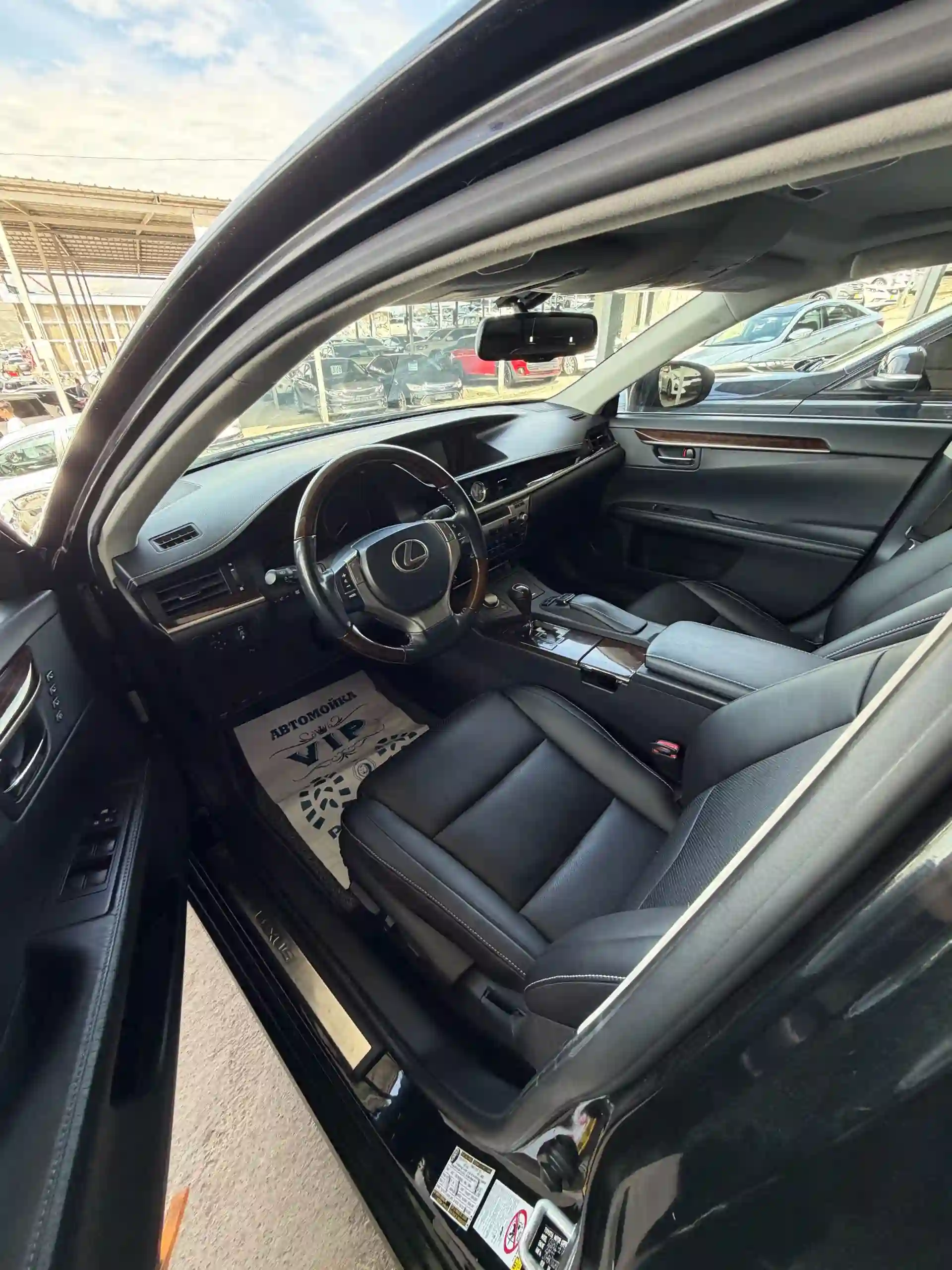 Lexus Es series 2015 — миниатюра 4