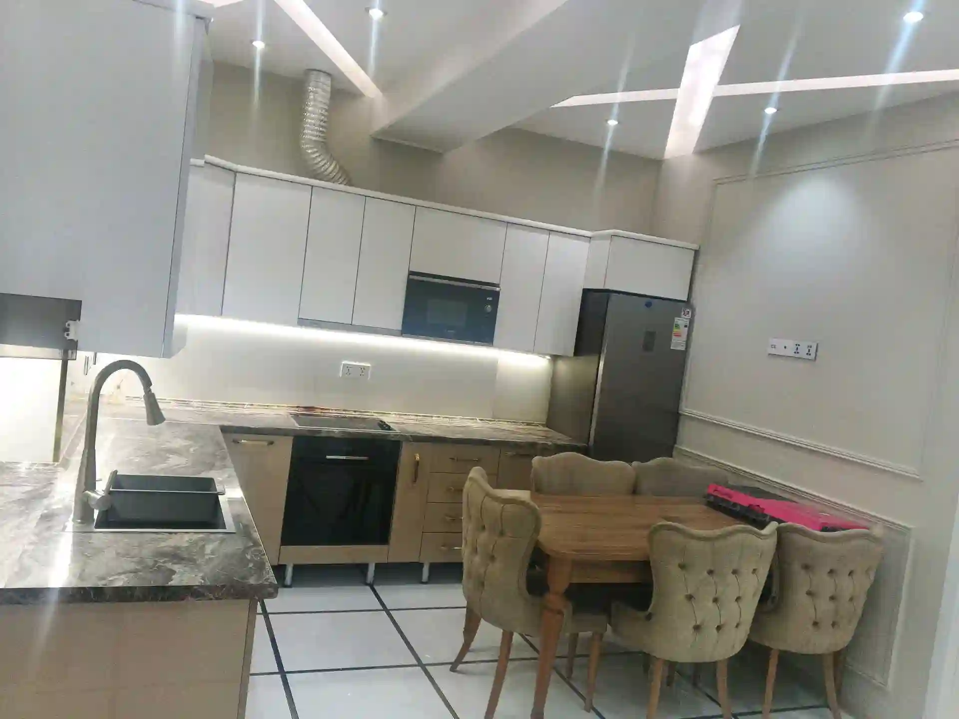 2-к квартира, 13 этаж, 68 м², н.шохмансур
