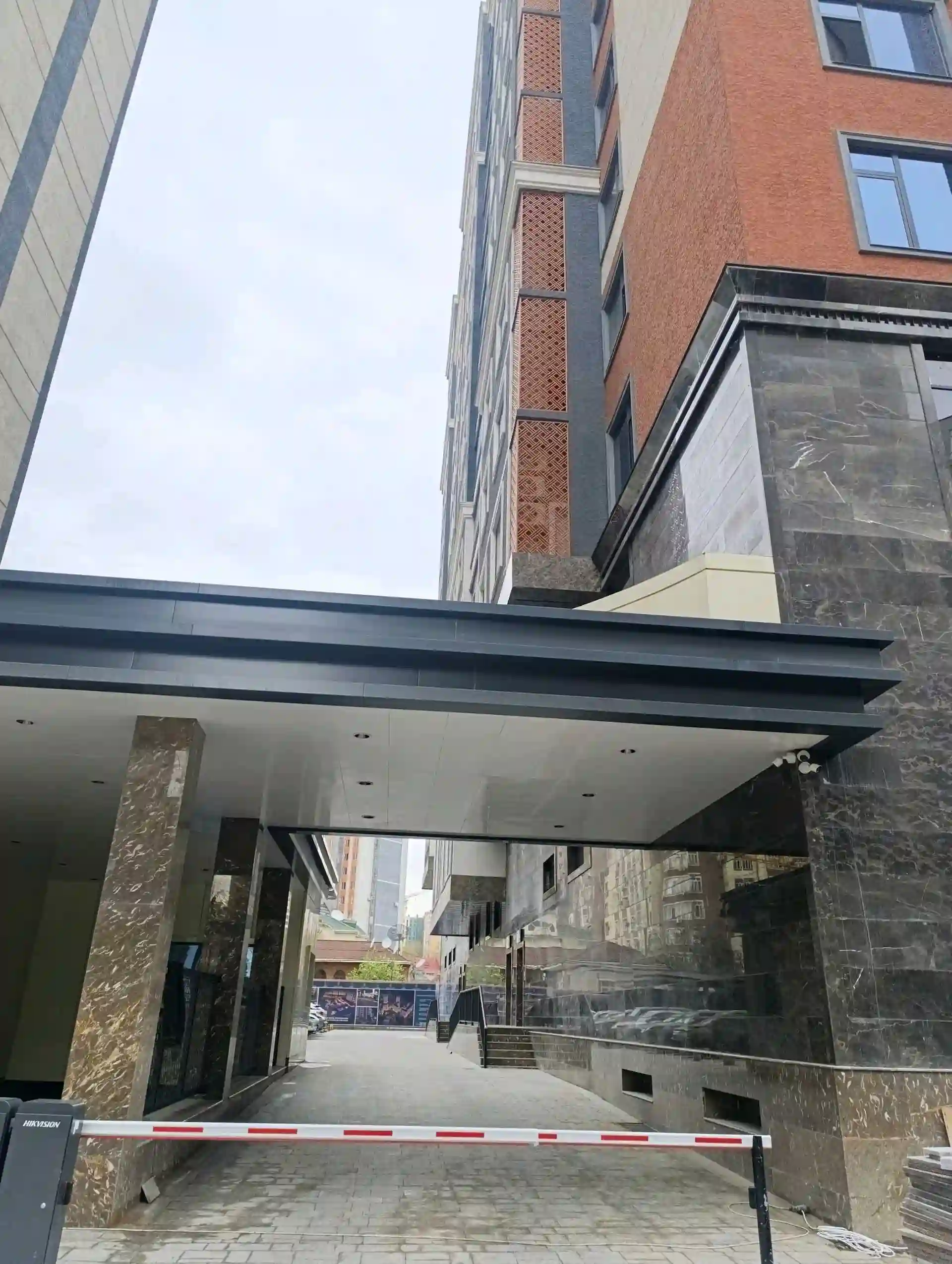 2-к квартира, 13 этаж, 64 м², И.Сомони Овир