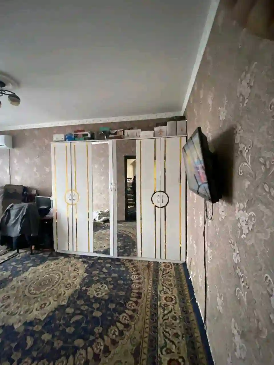 1-к квартира, 3 этаж, 42 м², Фирдавси