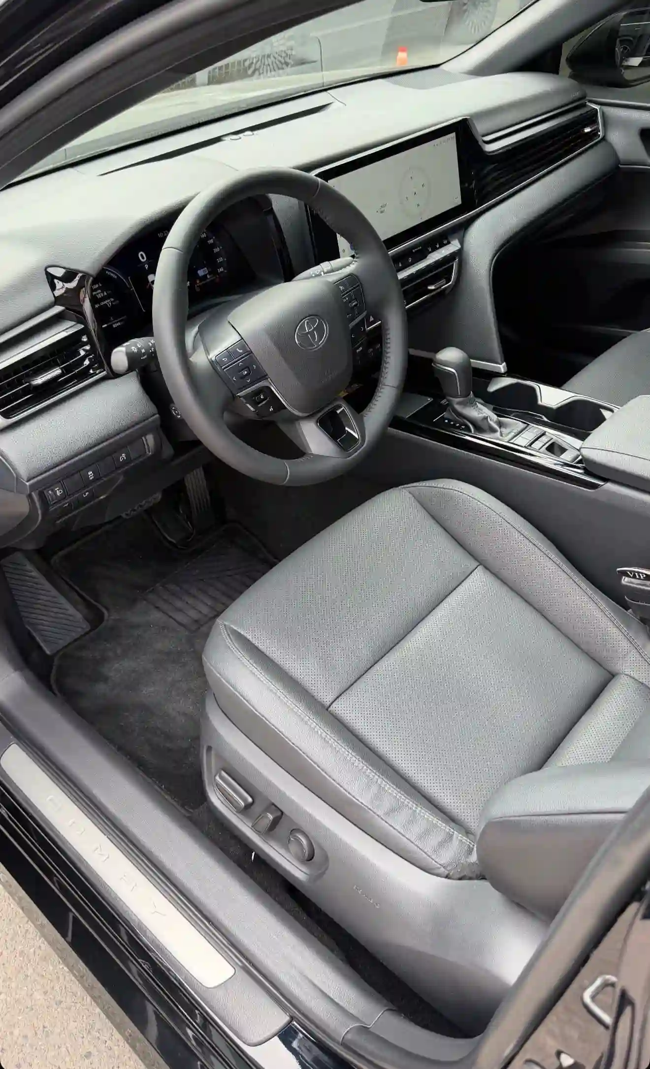 Toyota Camry 2024