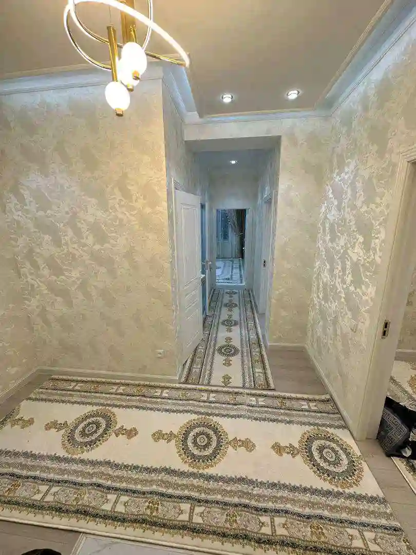 3-к квартира, 13 этаж, 60 м², Молодиежни