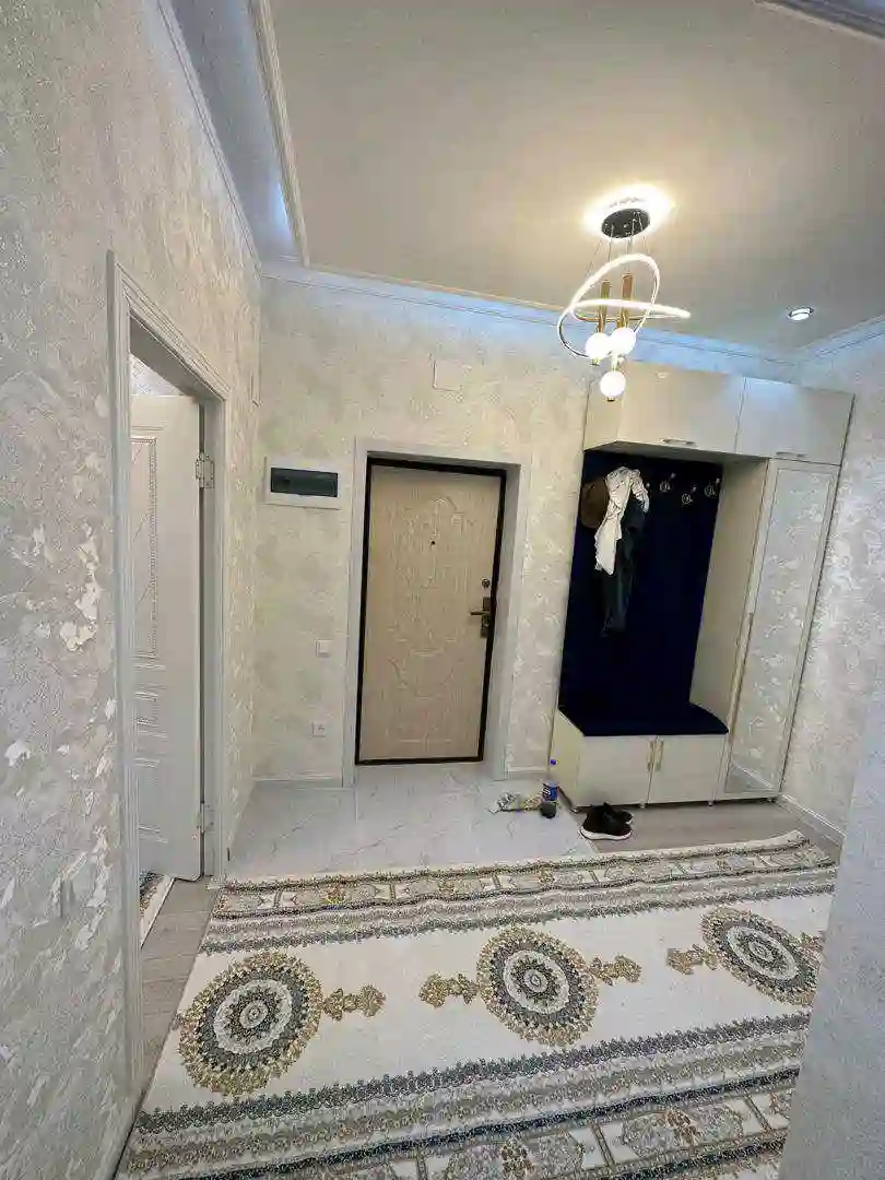 3-к квартира, 13 этаж, 60 м², Молодиежни