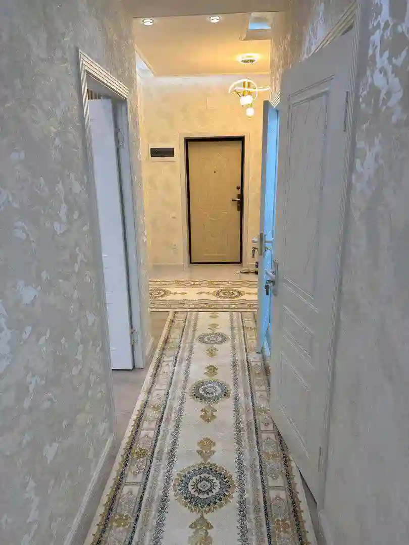 3-к квартира, 13 этаж, 60 м², Молодиежни