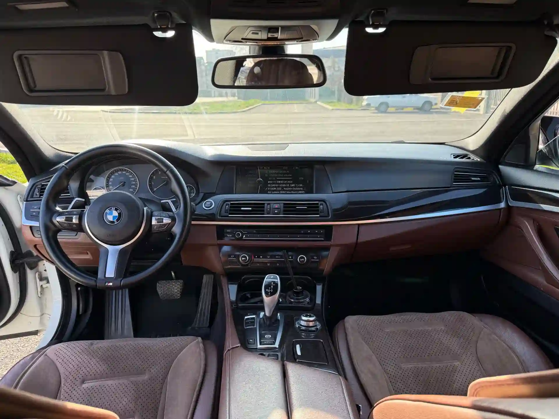 BMW 5 series 2011
