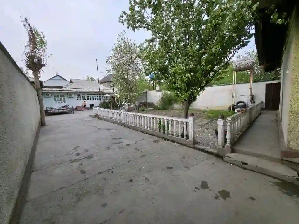 1 этажный, 7-комн. дом, 250 м², 5 соток, ноҳияи фирдавси