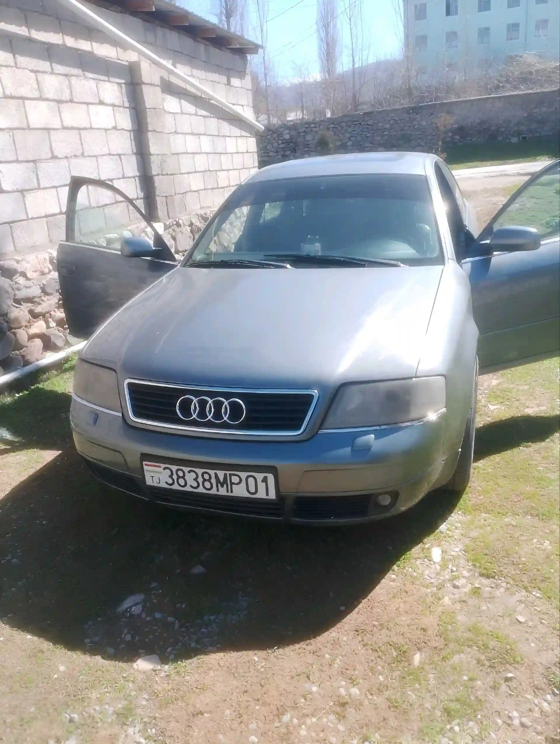 Audi A6 2000