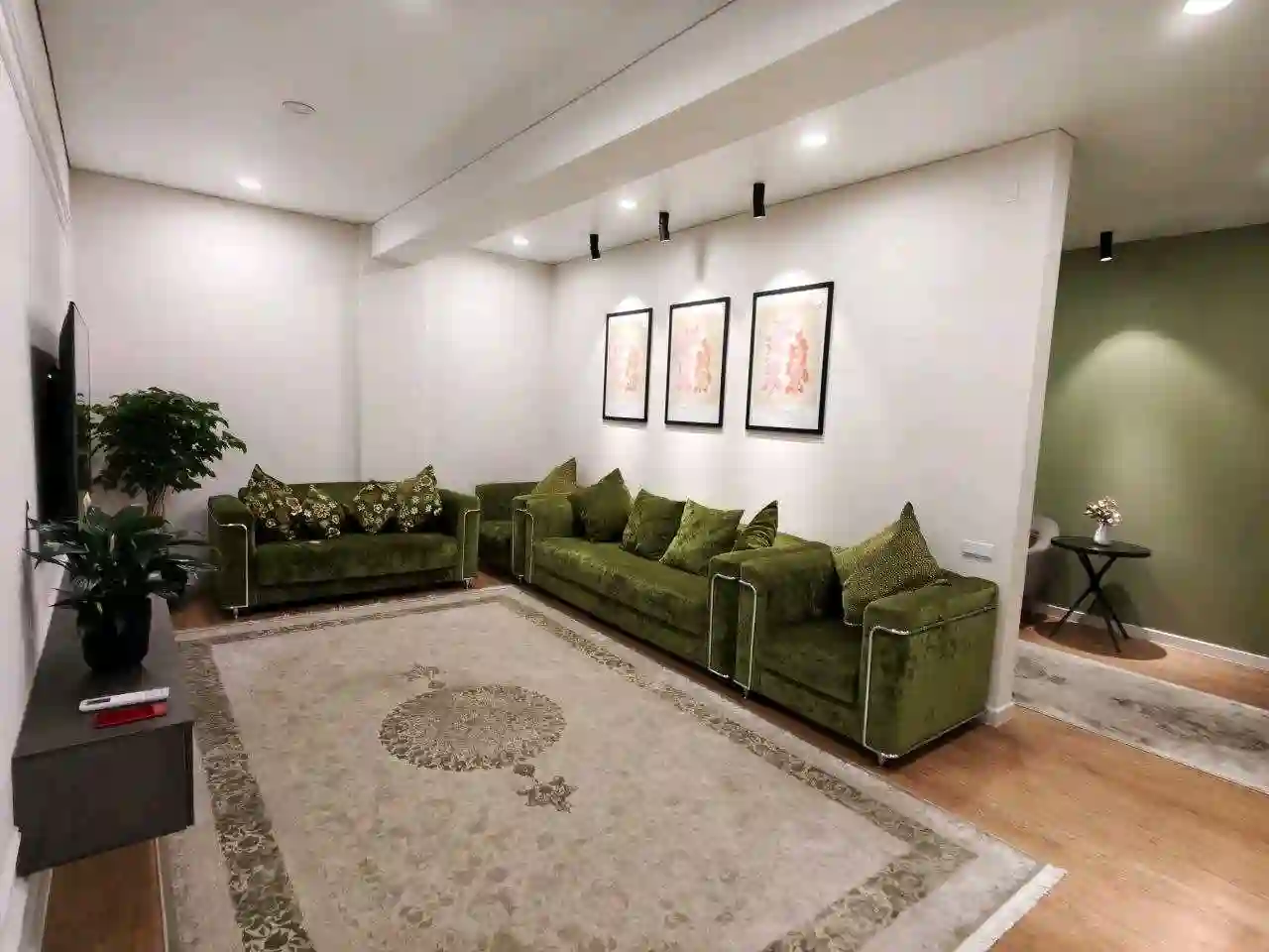 3-к квартира, 7 этаж, 109 м², Сино 82 мкр