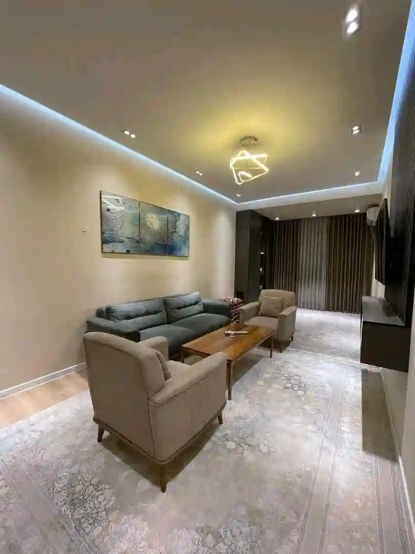 3-к квартира, 5 этаж, 57 м², И Сомони