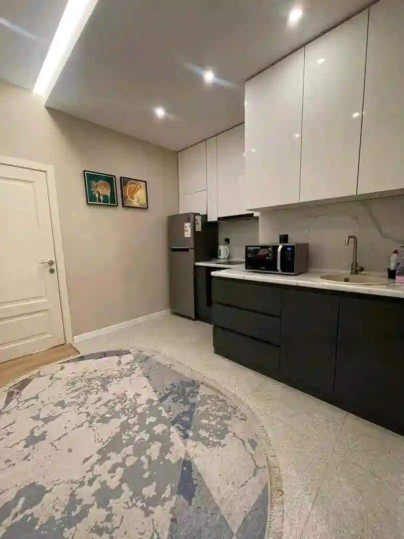 3-к квартира, 5 этаж, 57 м², И Сомони