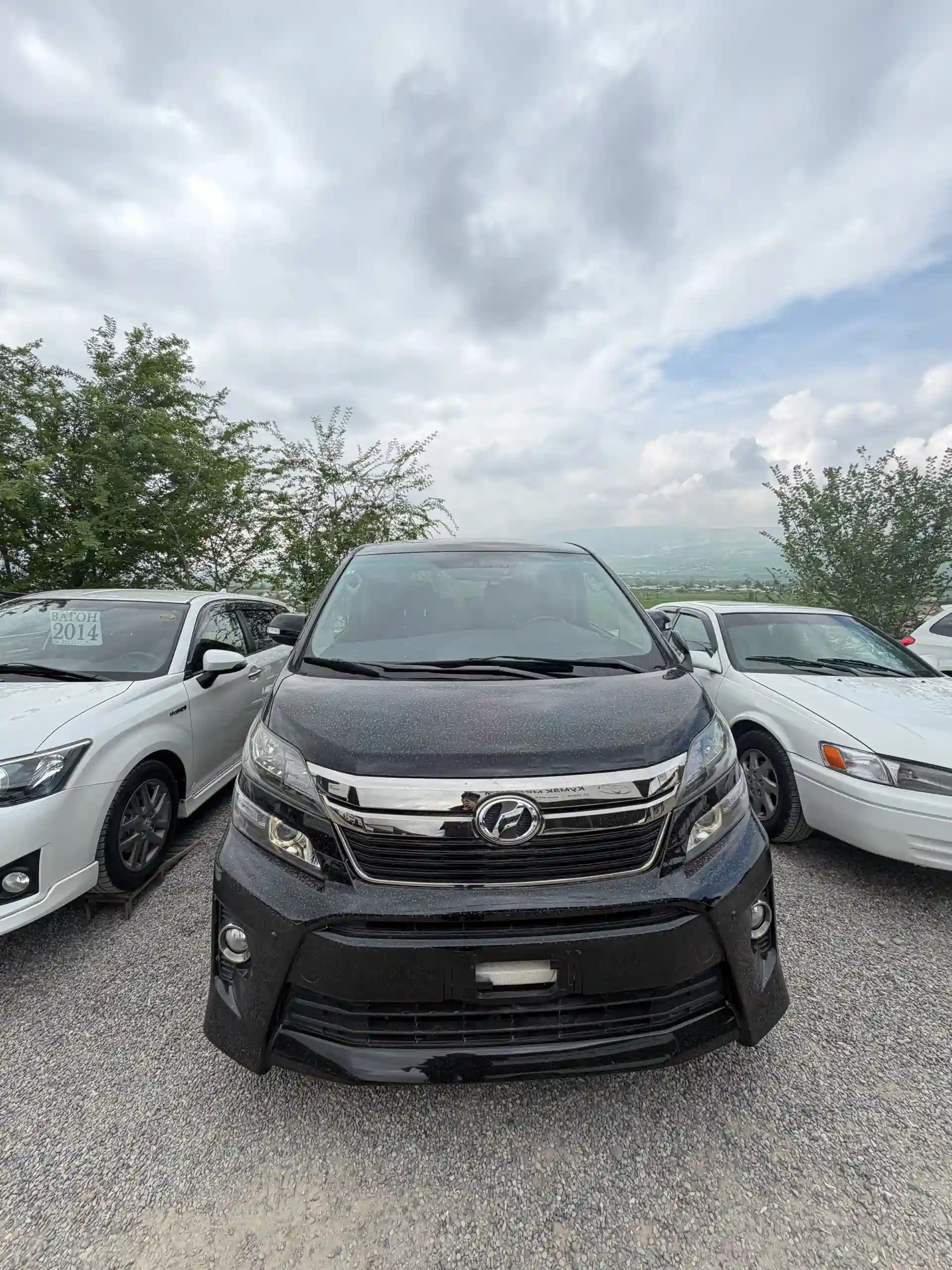 Toyota Vellfire 2014