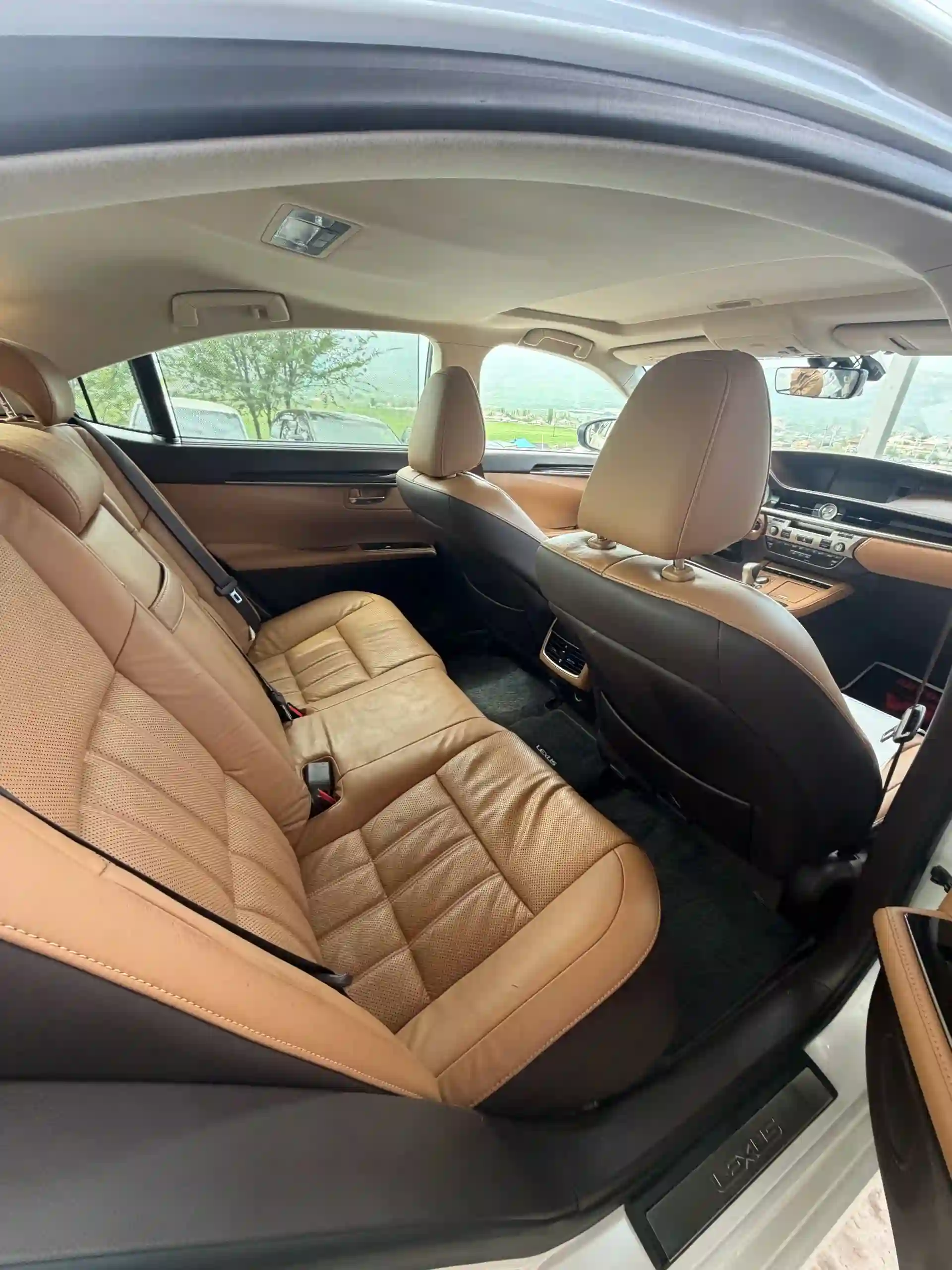 Lexus Es series 2016