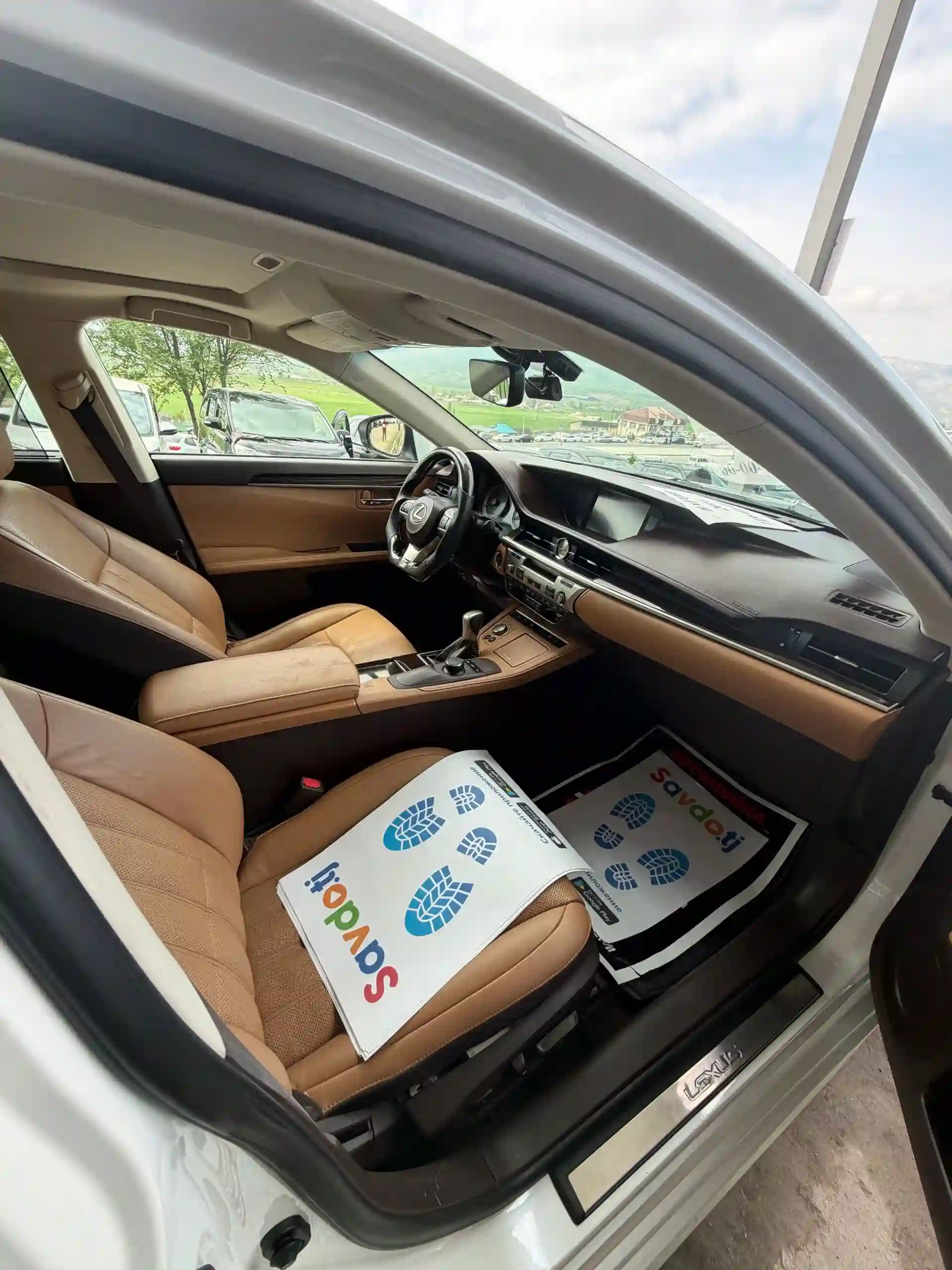 Lexus Es series 2016