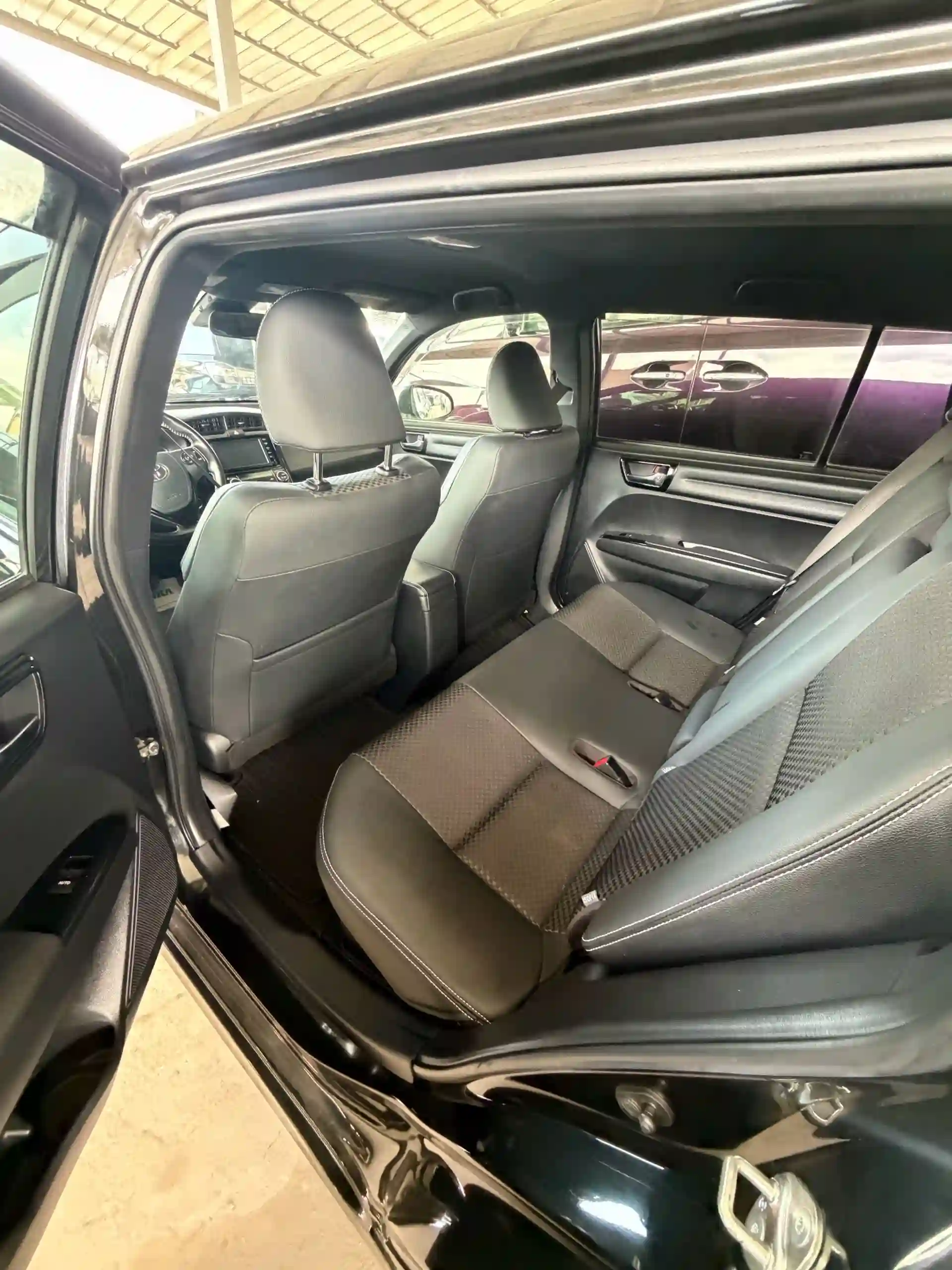 Toyota Fielder 2015
