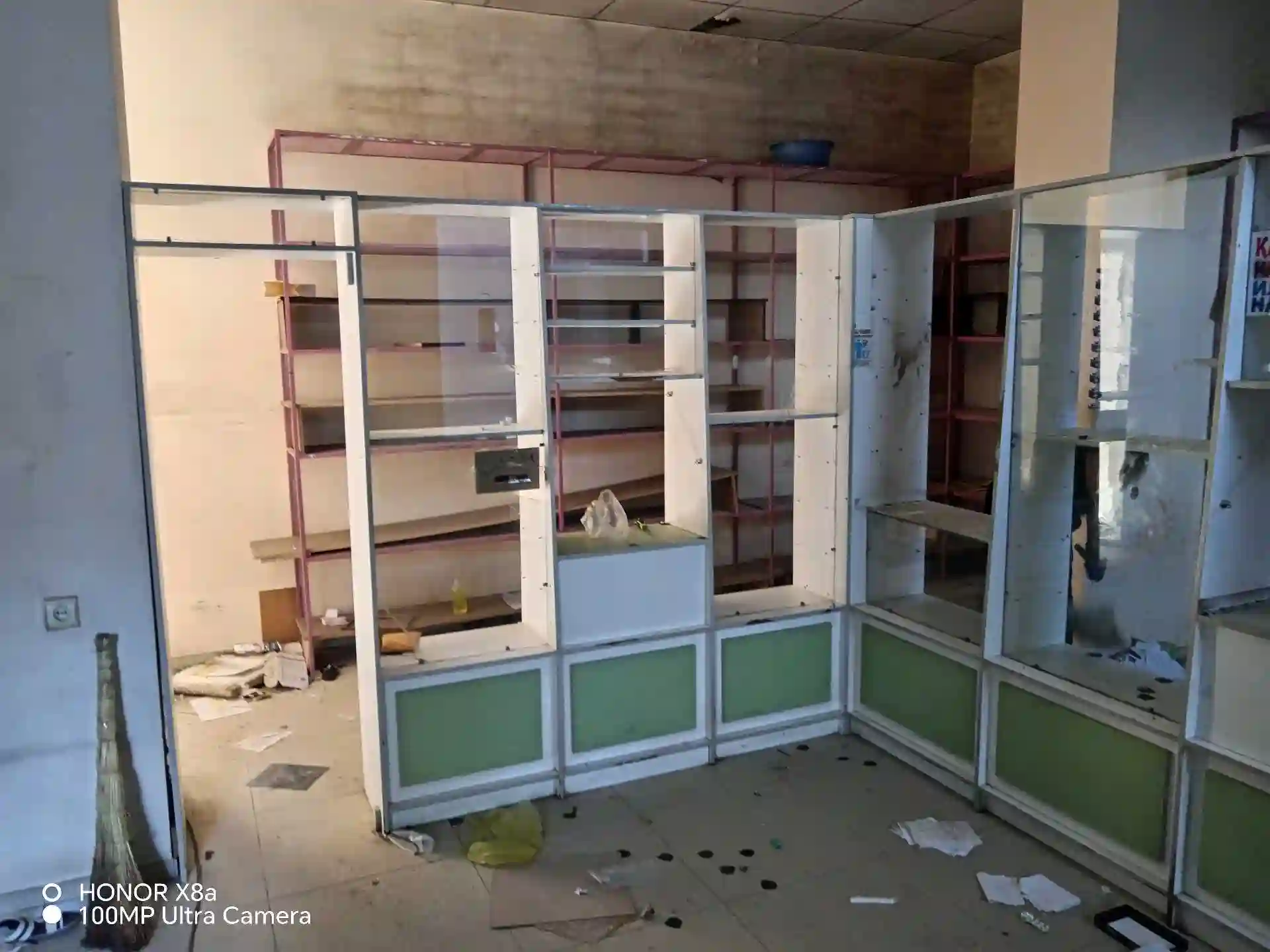 Полки для аптек