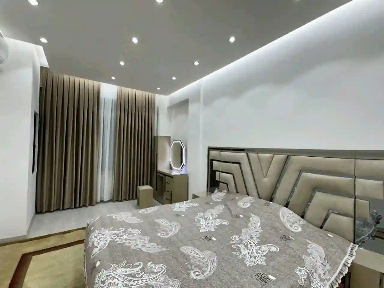 2-к квартира, 12 этаж, 92 м², И.Сомони Беби шоб