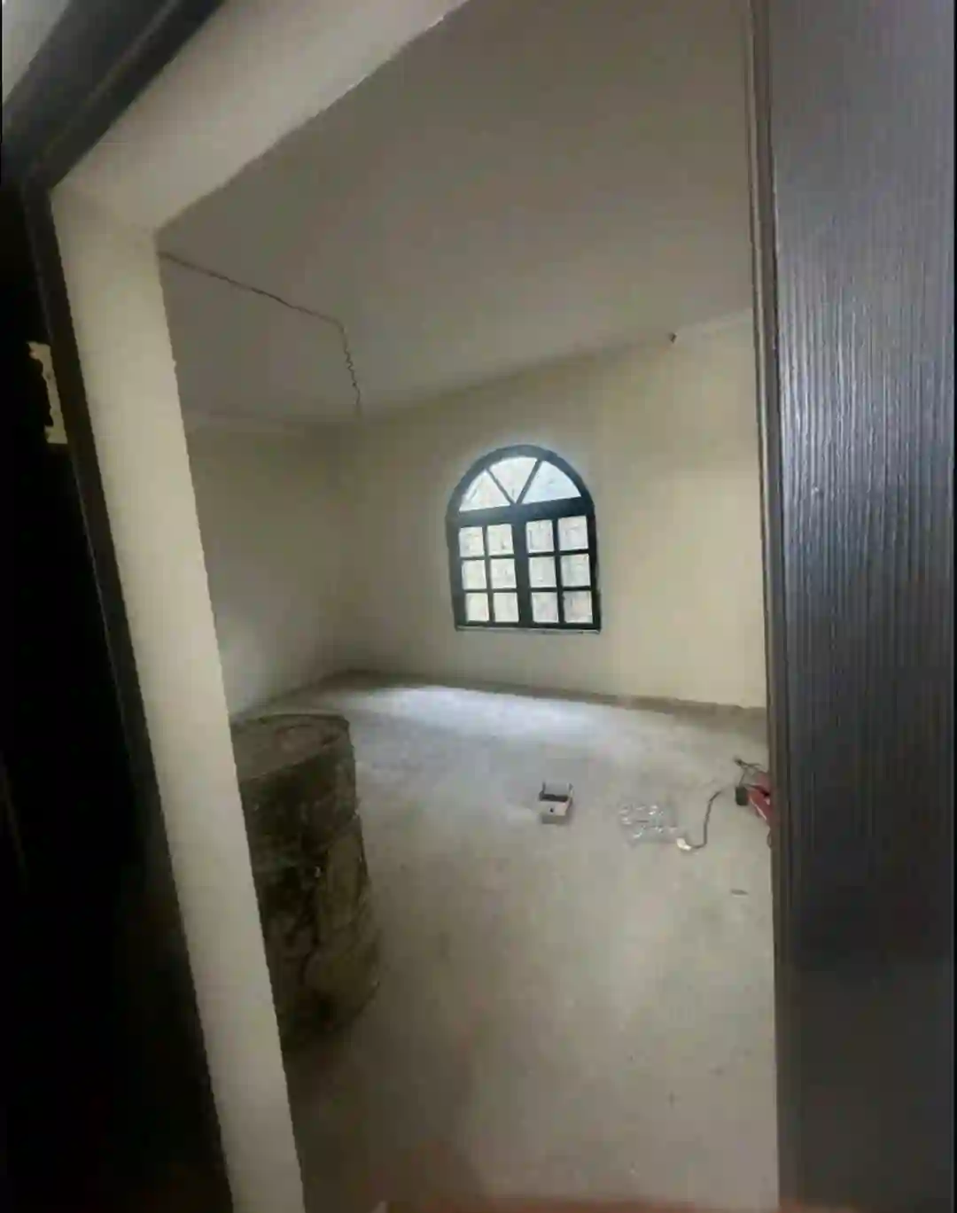 2 этажный, 8-комн. дом, 250 м², 2 соток, Сино