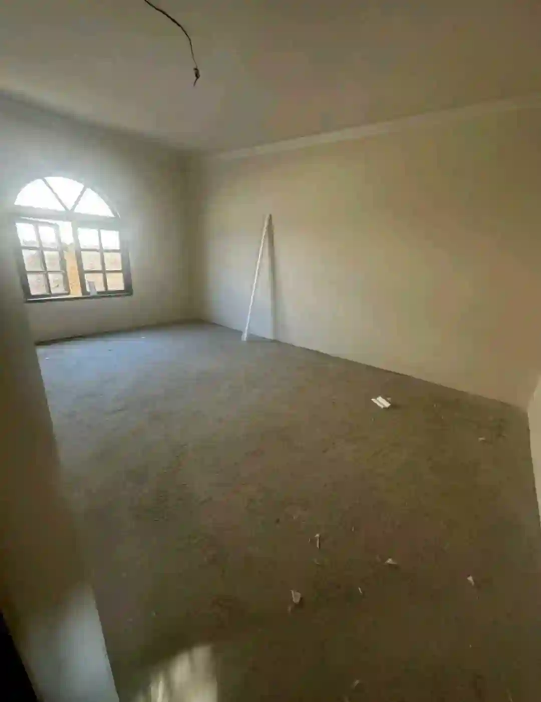2 этажный, 8-комн. дом, 250 м², 2 соток, Сино