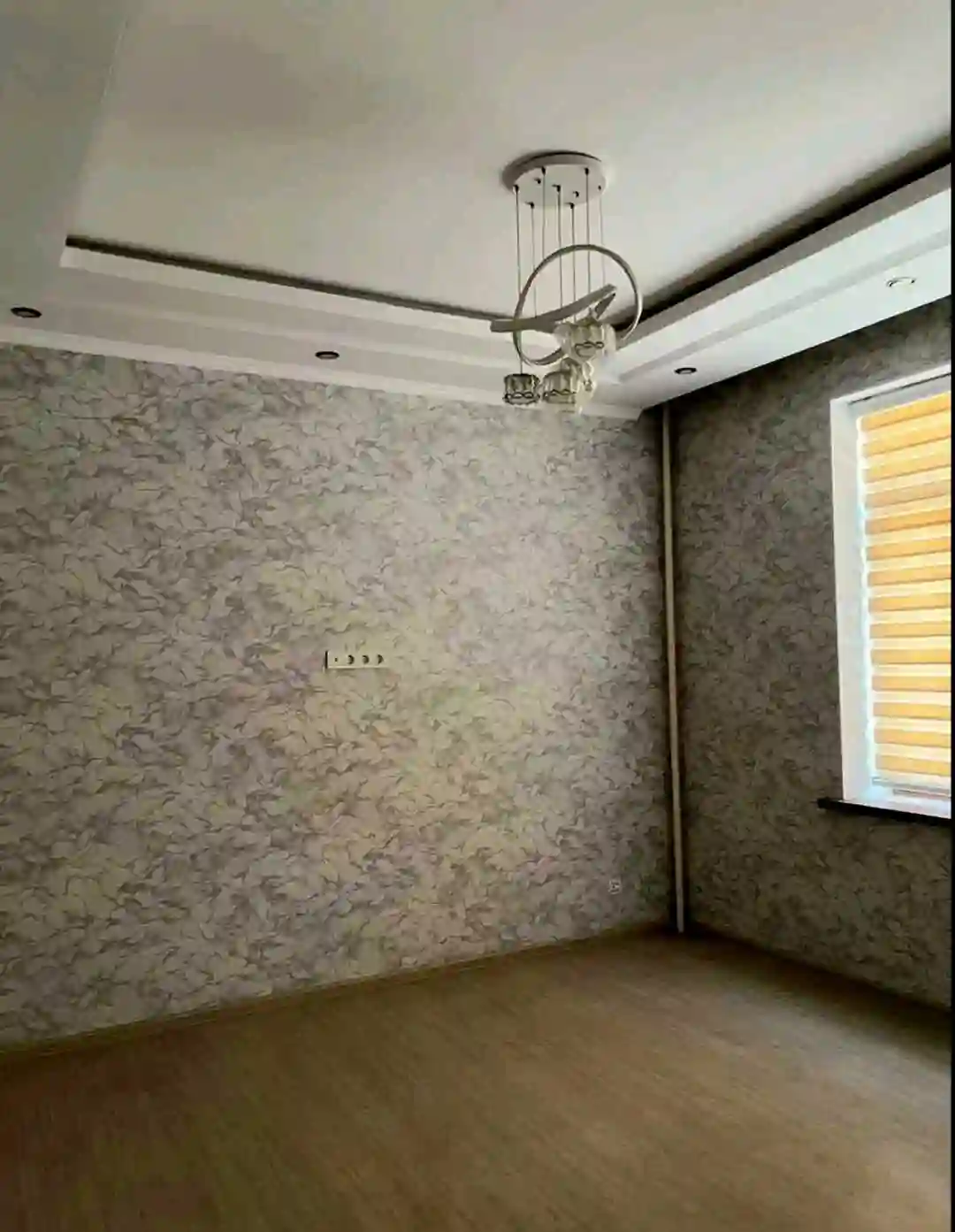 3 этажный, 6-комн. дом, 330 м², 7 соток, Сино